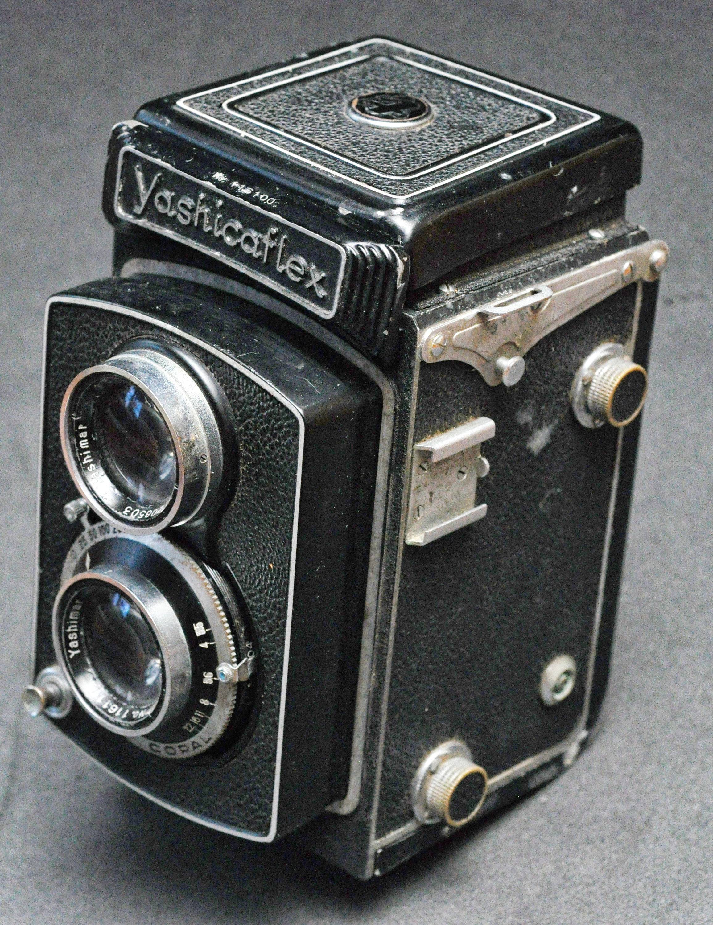 Vends argentique 6x6 vintage Yashica Yashicaflex A-1