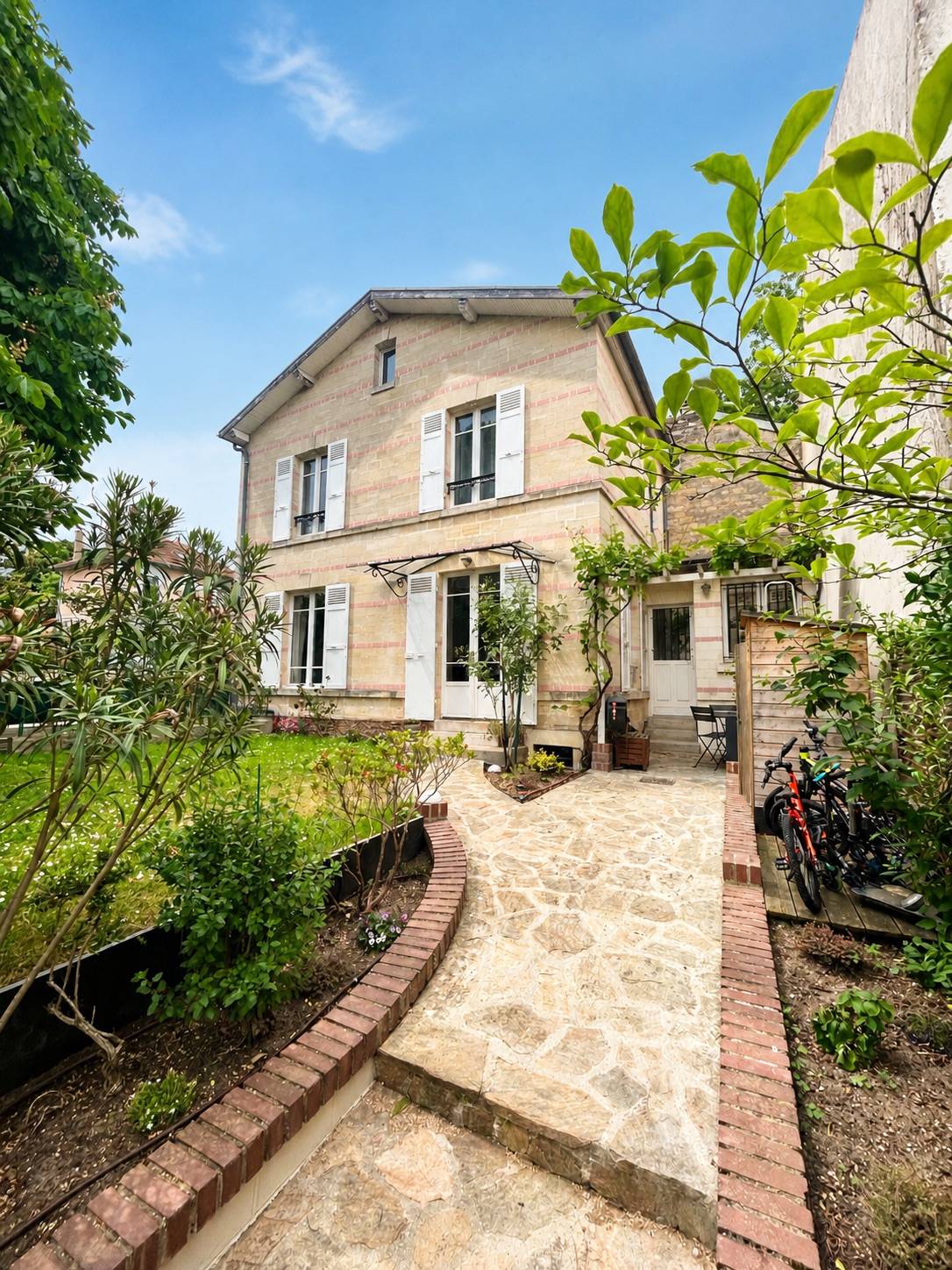 Vends maison avec jardin - 110m² - centre Vésinet