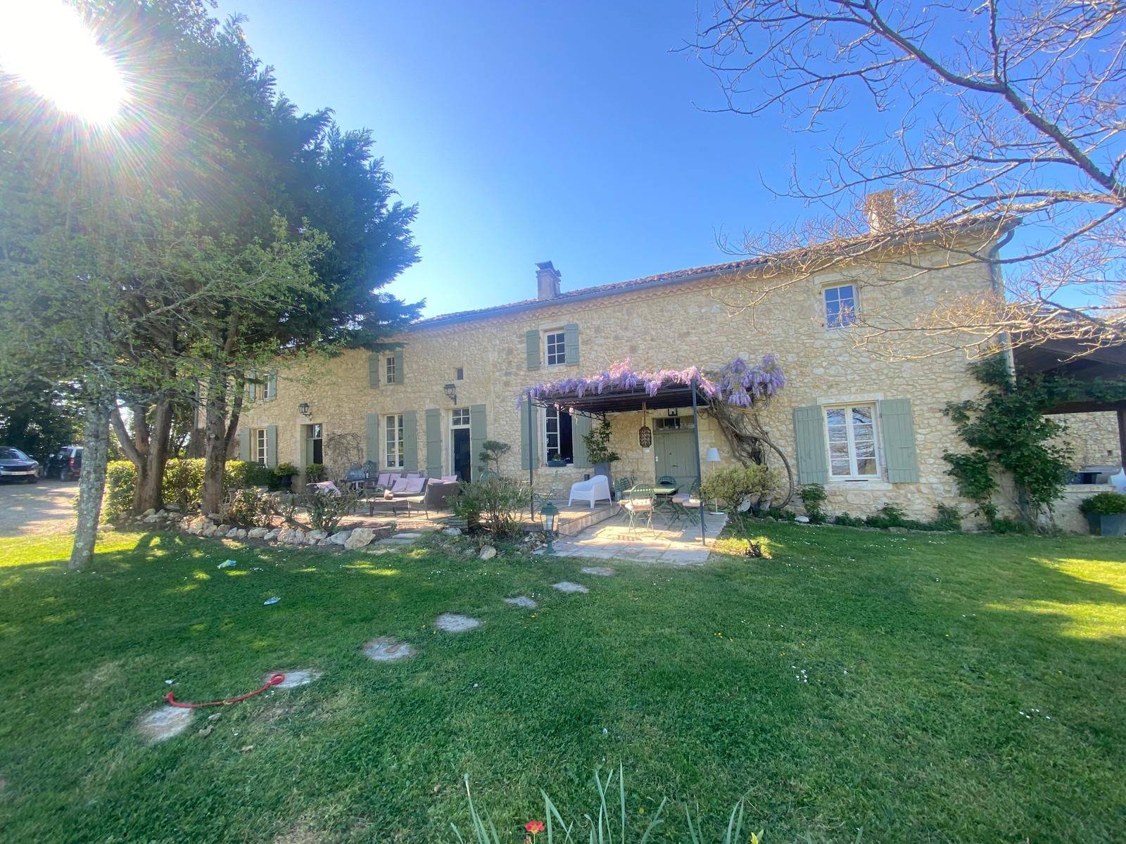 Loue magnifique maison XVIIIème - 10 couchages