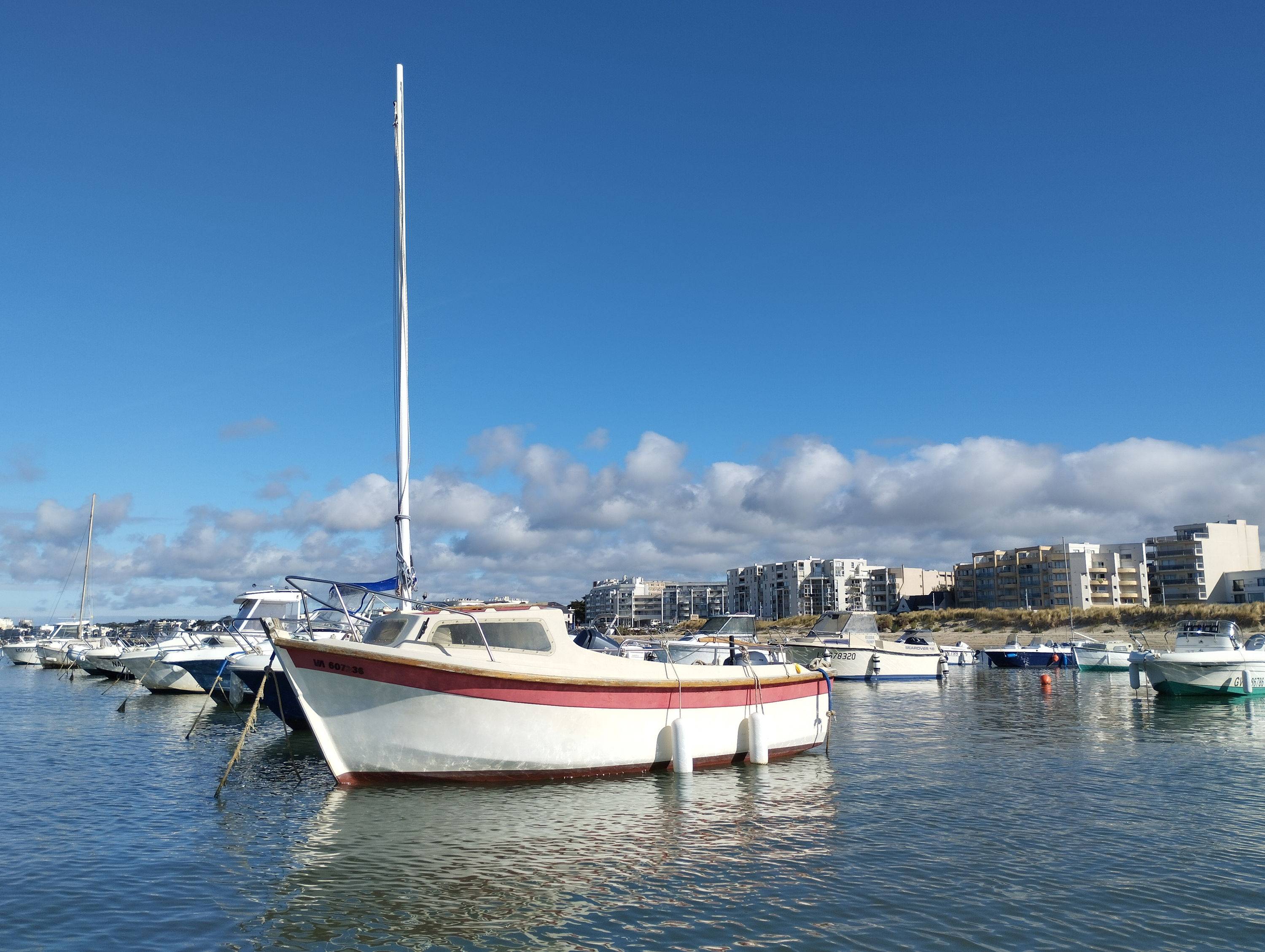 Vend bateau voile et moteur