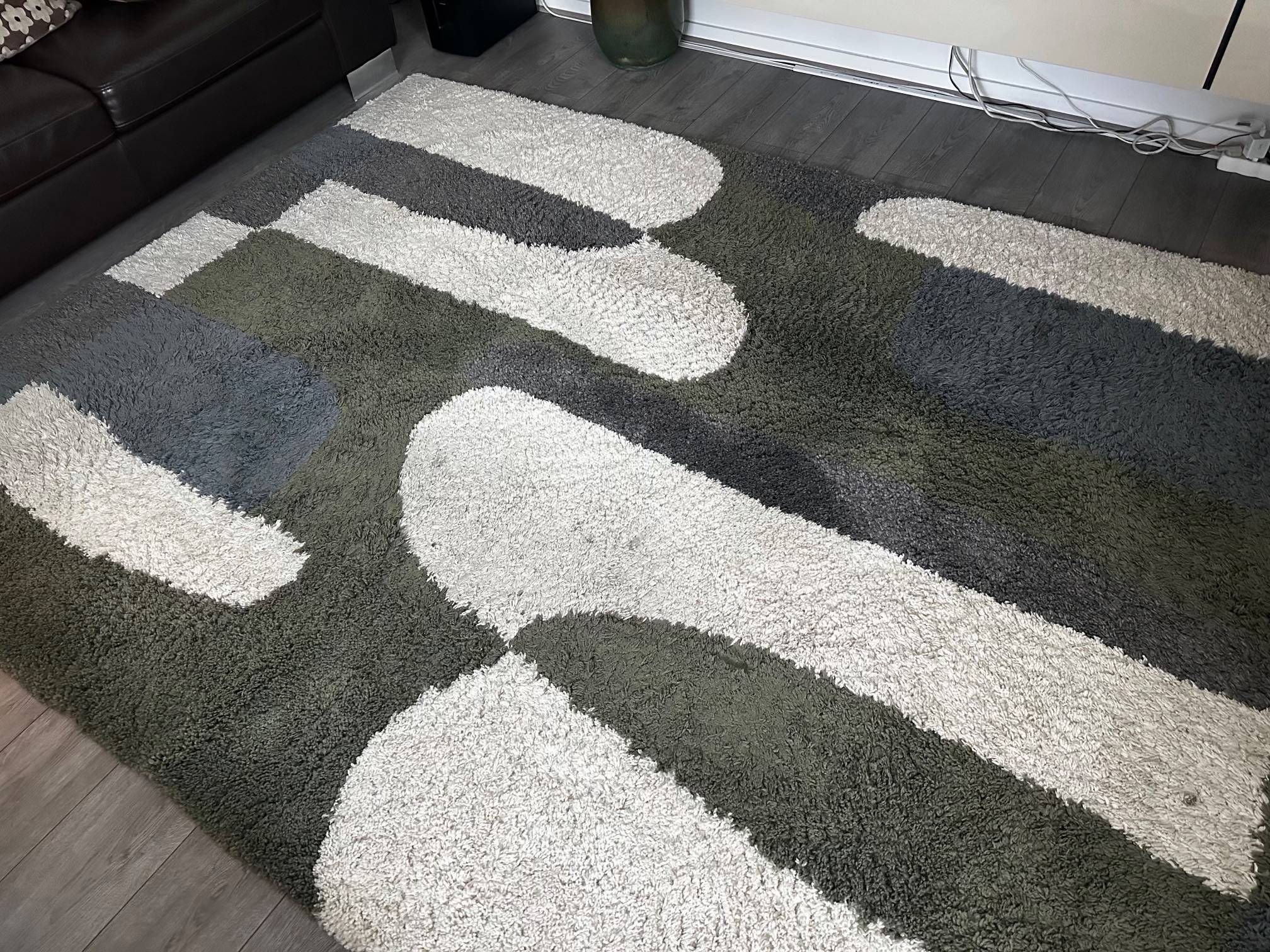 Vends tapis Maisons du Monde 200/300 écru kaki bleu ardoise