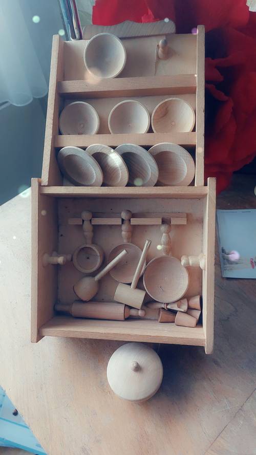 Vends vaisselier en bois