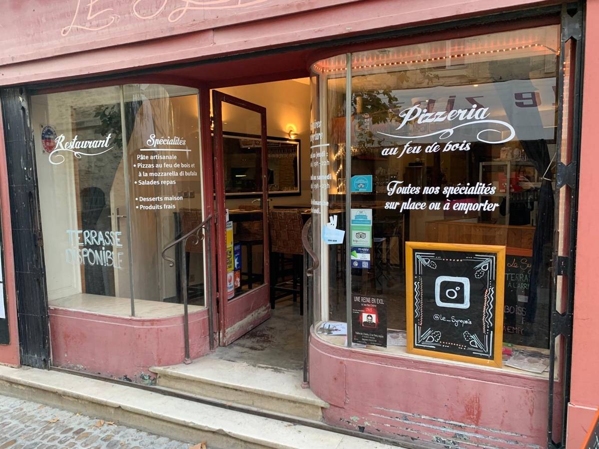 Vends local commercial - 120m² - Rue des Teinturiers Avignon intramuros