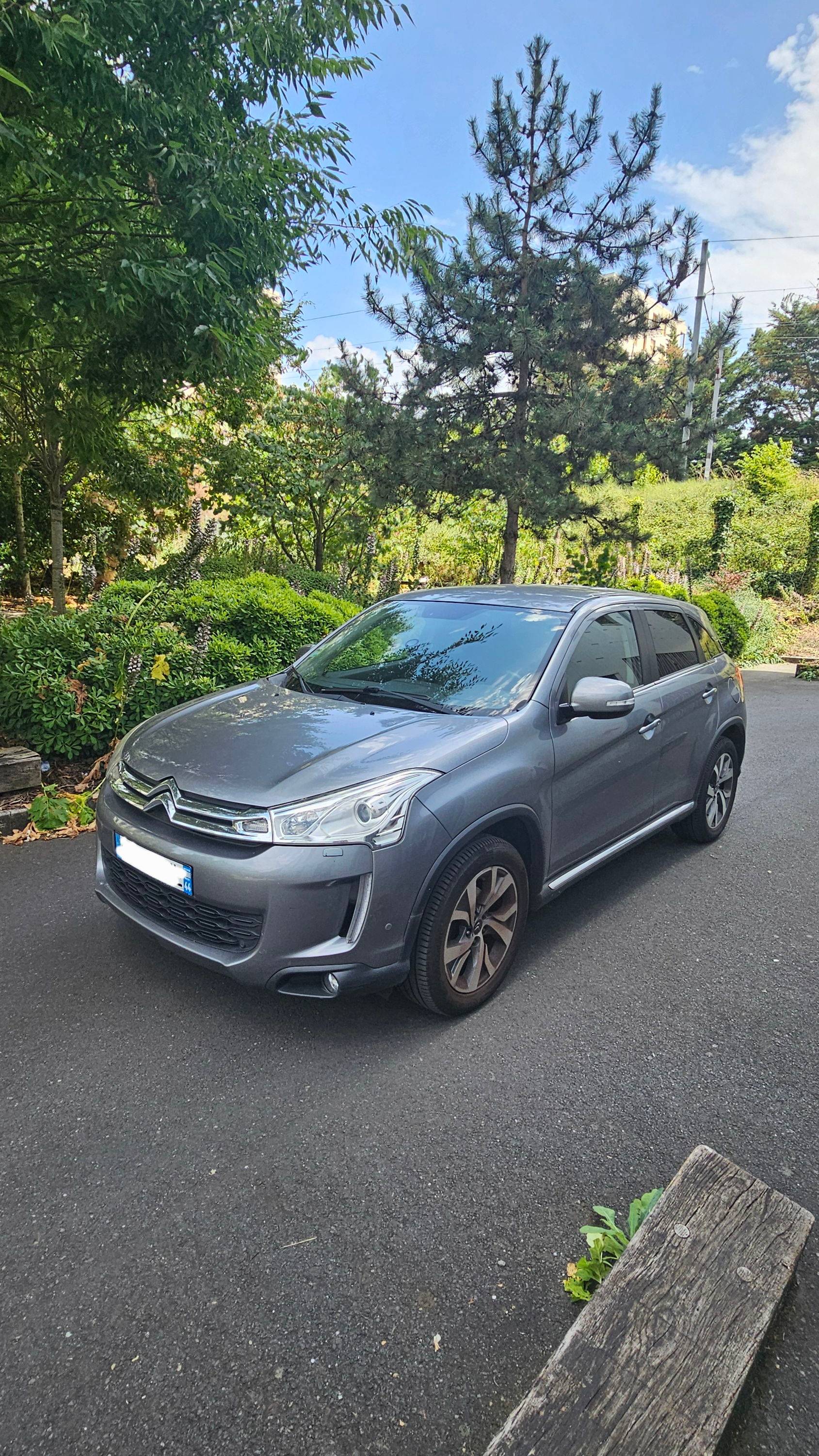 Vends Citroën C4 Aircross HDi 150 Exclusive, 2012, 153000km