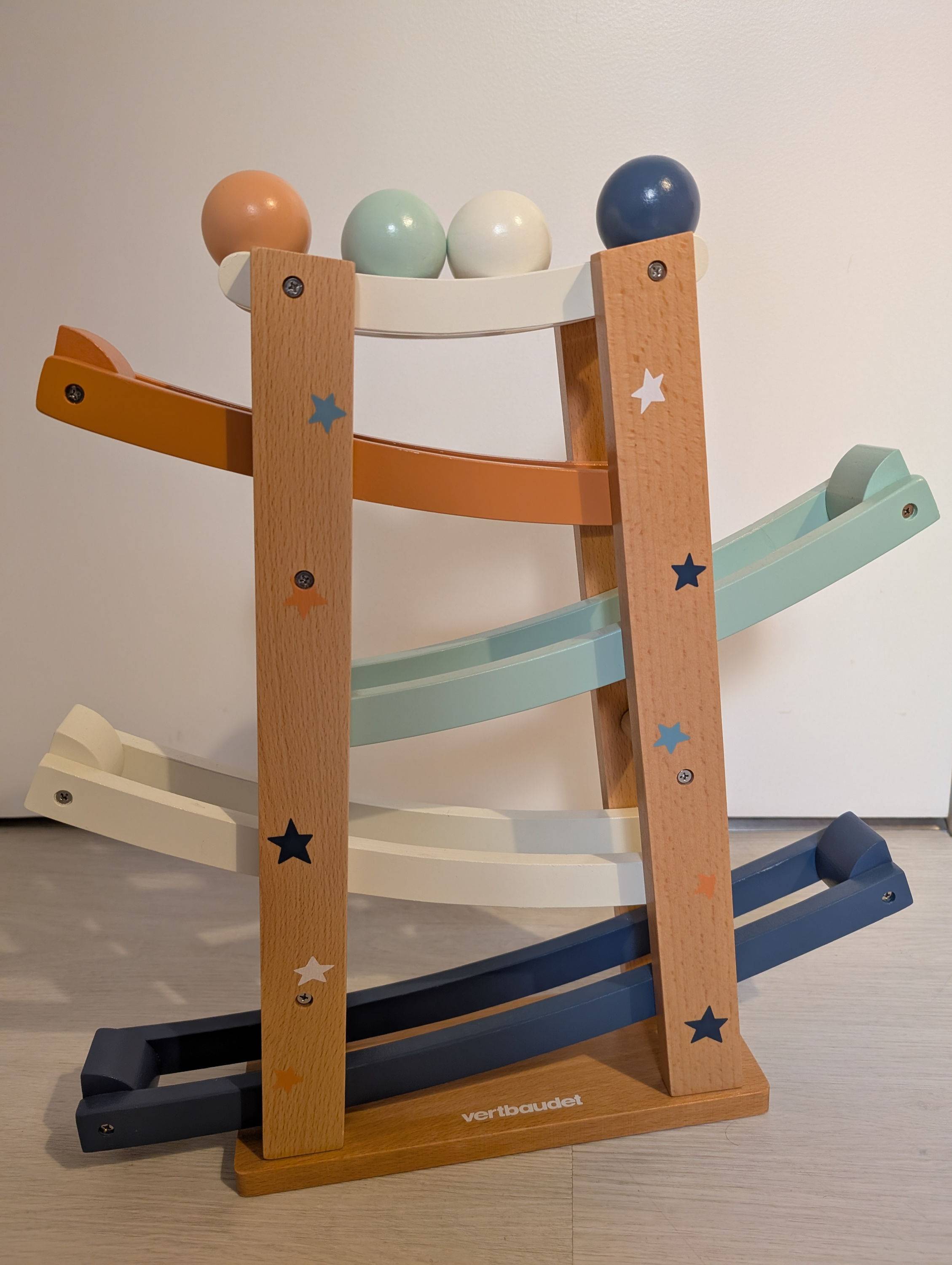 Vends Grand toboggan multicolore en bois Vertbaudet