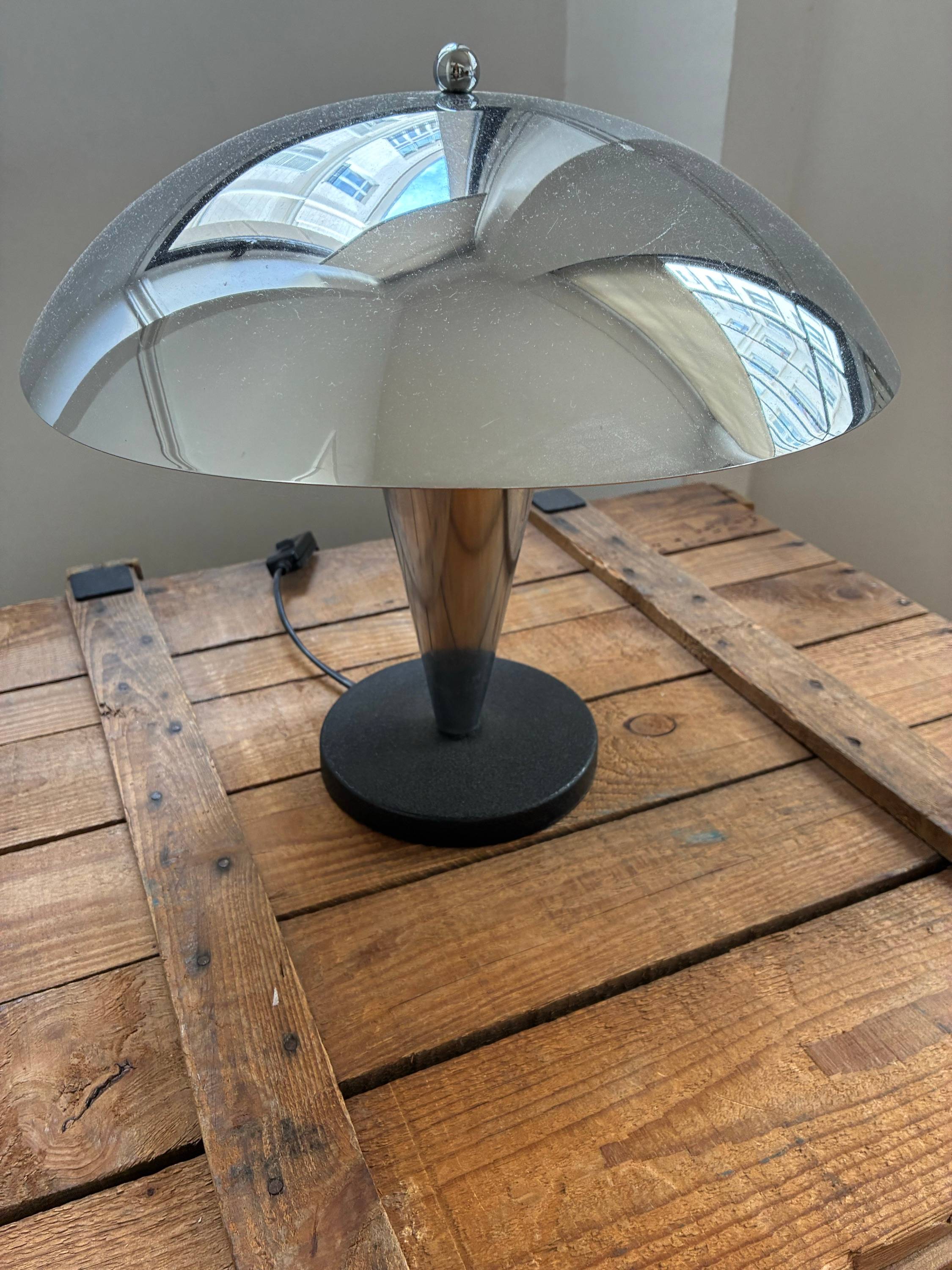 Vends très belle lampe années 70