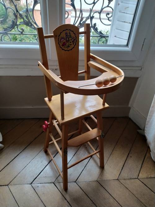 Chaise Haute de poupée en Bois