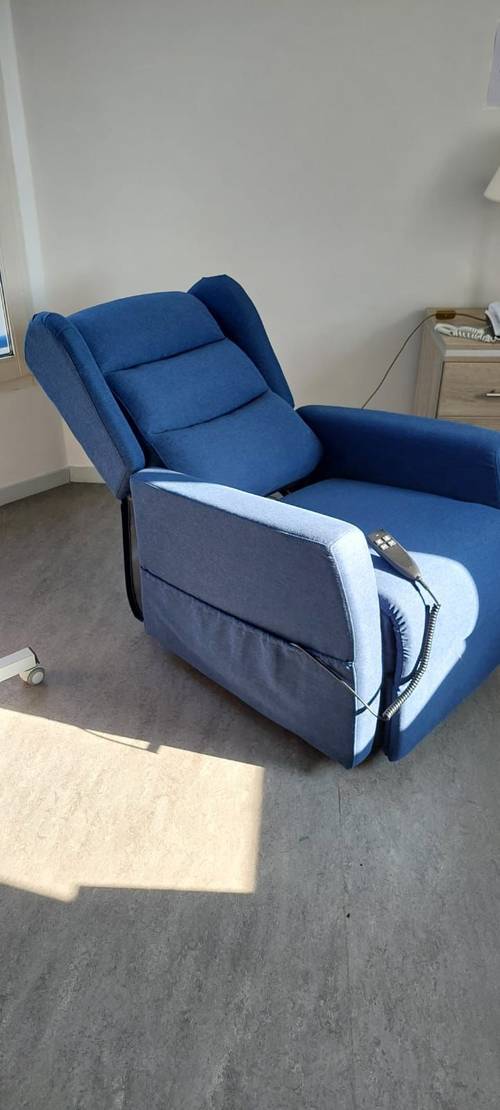 Vends fauteuil électrique articulé