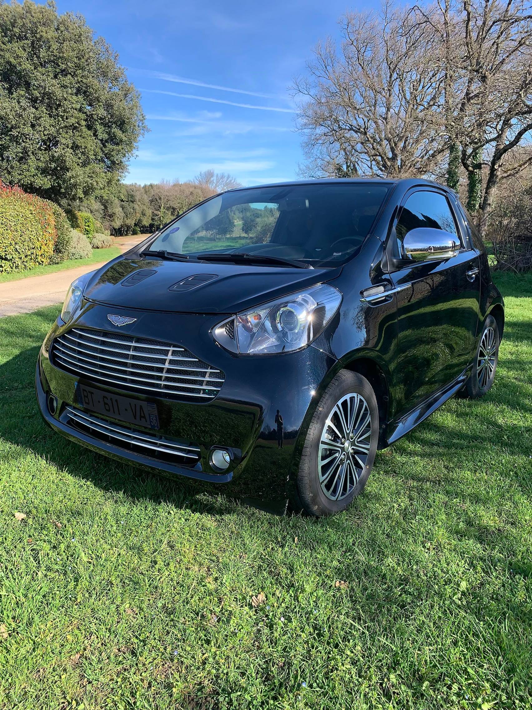 Vends Aston Martin Cygnet