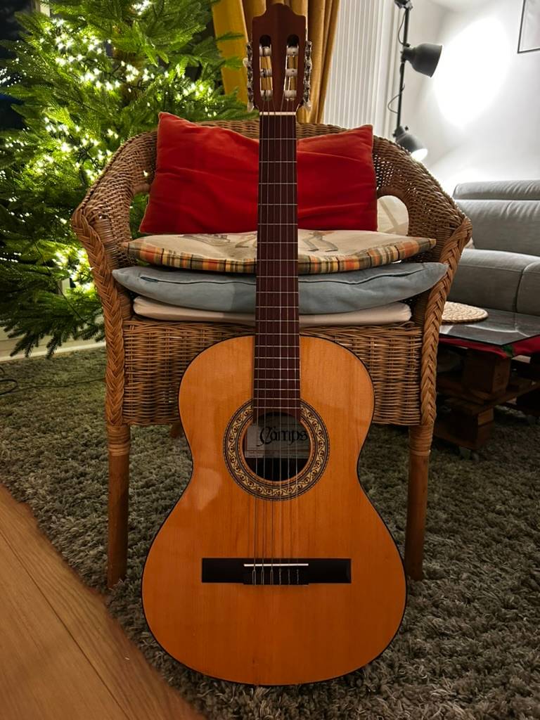 Vends guitare classique Camps Preludio 58