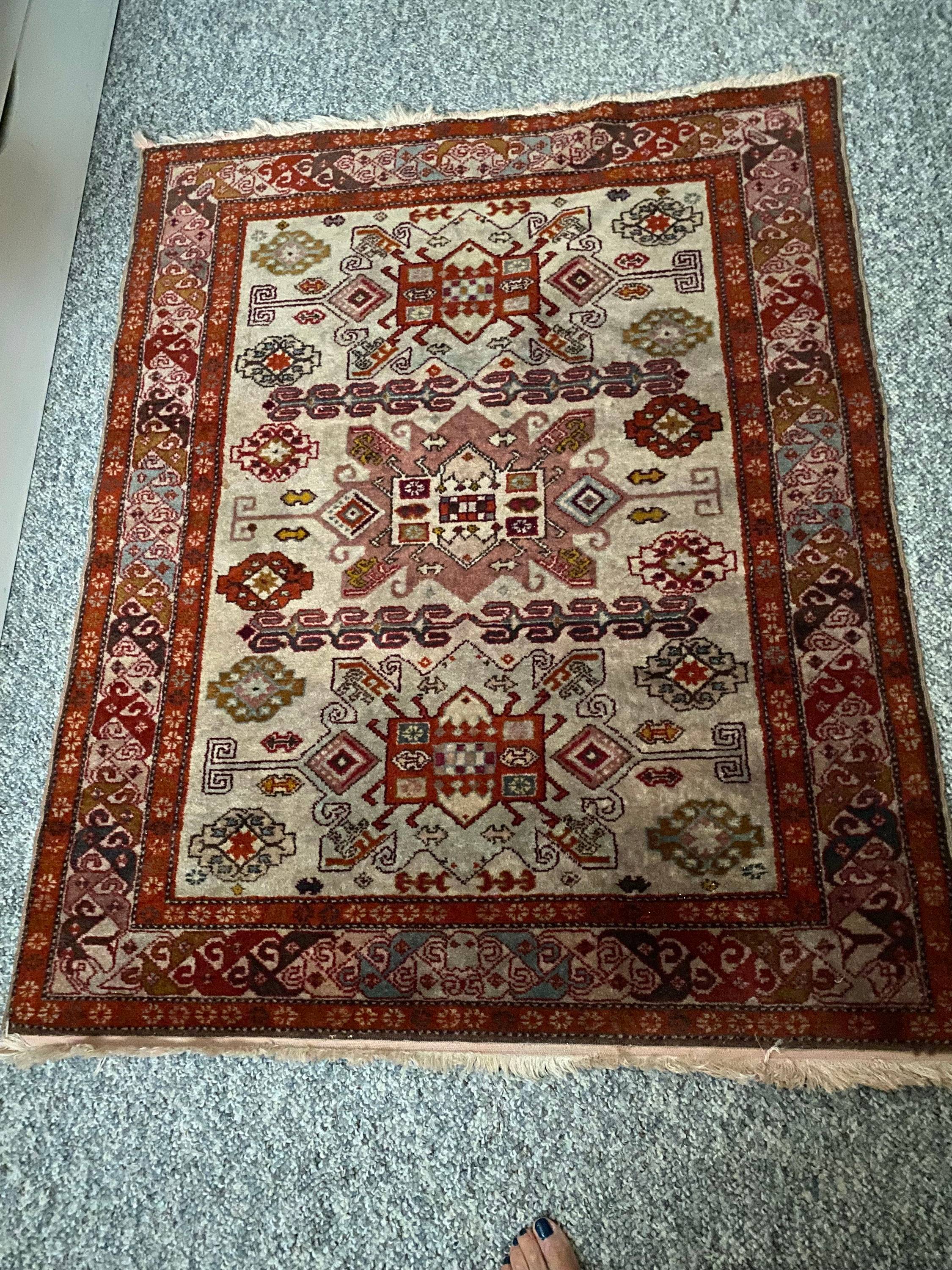 Vends tapis ancien 130 x 100