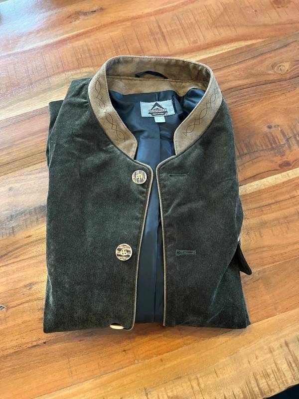 Vends veste autrichienne velours kaki et beige - Taille L