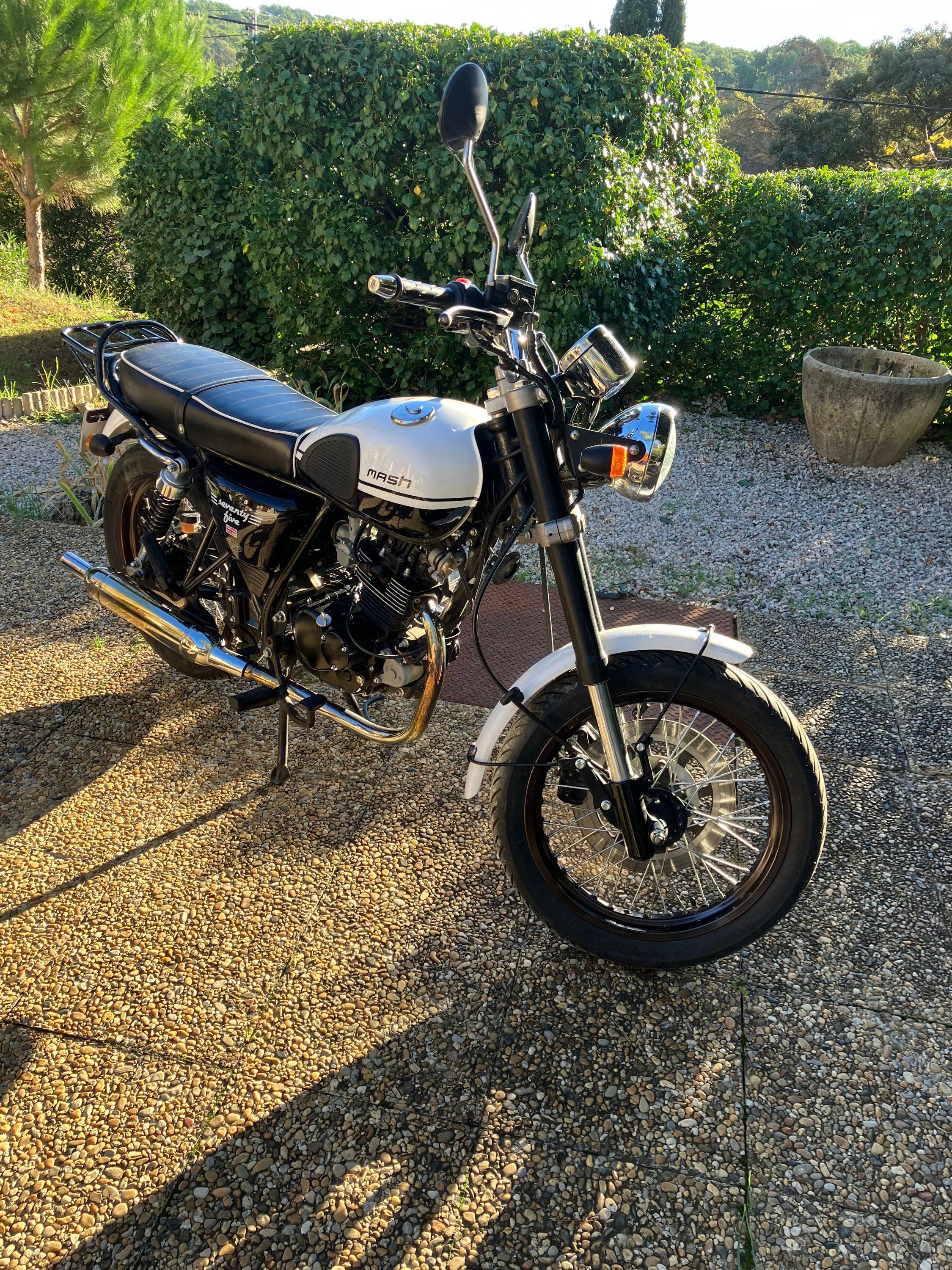 Vends moto MASH Seventy Five, 2015, 7000km