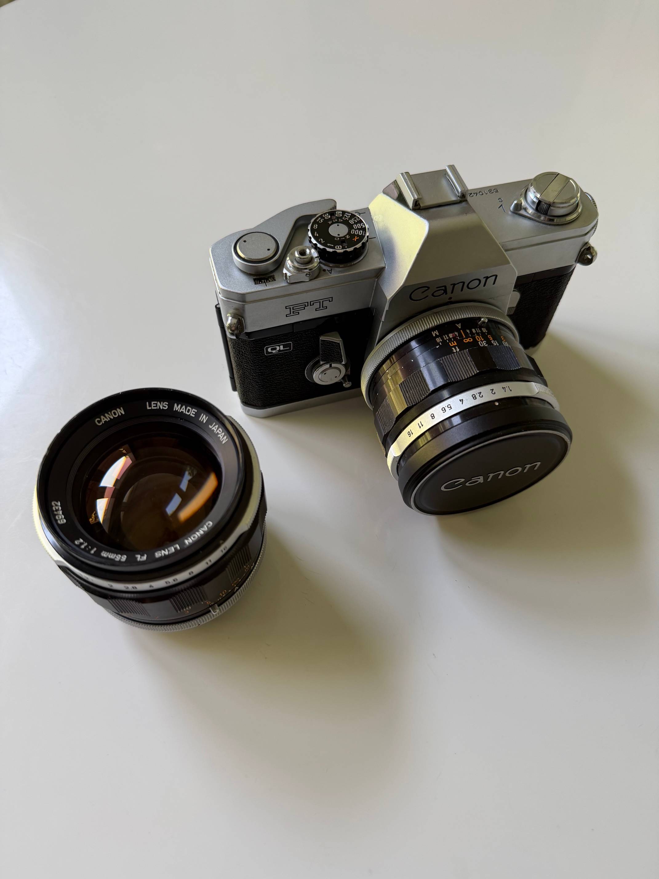 Vends appareil photo argentique Canon FT-QL + 50mm 1.4 + 55mm 1.2