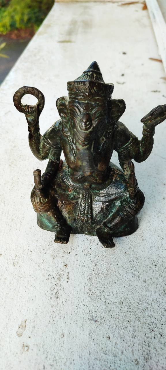 Vends statuette de Ganesh en bronze