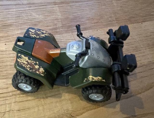 Joli quad Playmobil Neuf