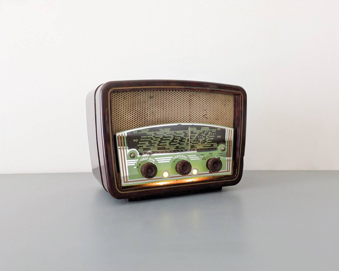 Vends enceinte Bluetooth portable - ancien petit poste radio TSF vintage de 1957