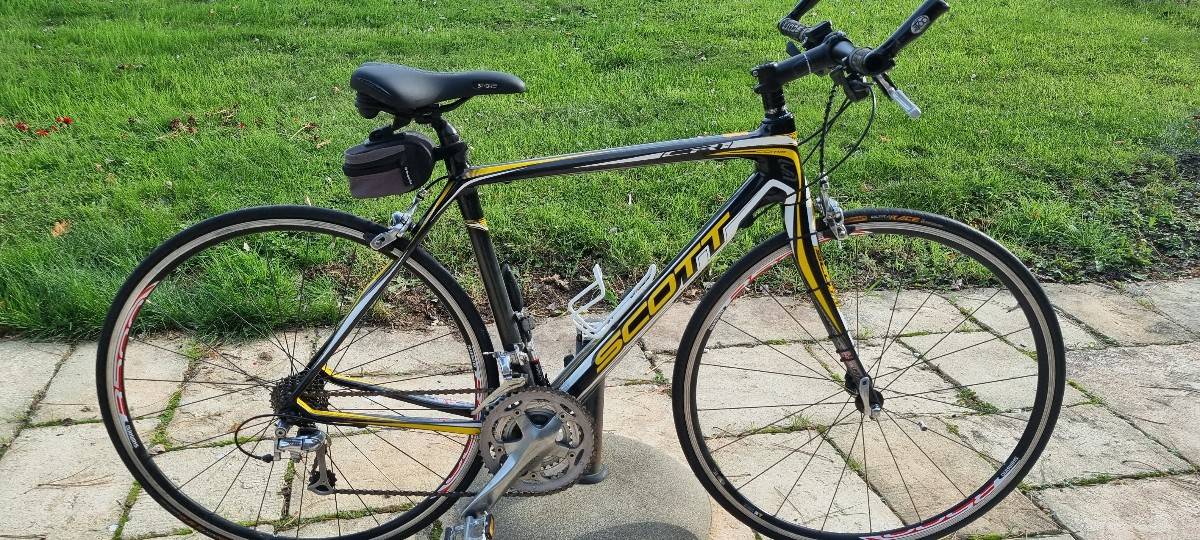 Velo route carbone SCOTT CR1 COMP