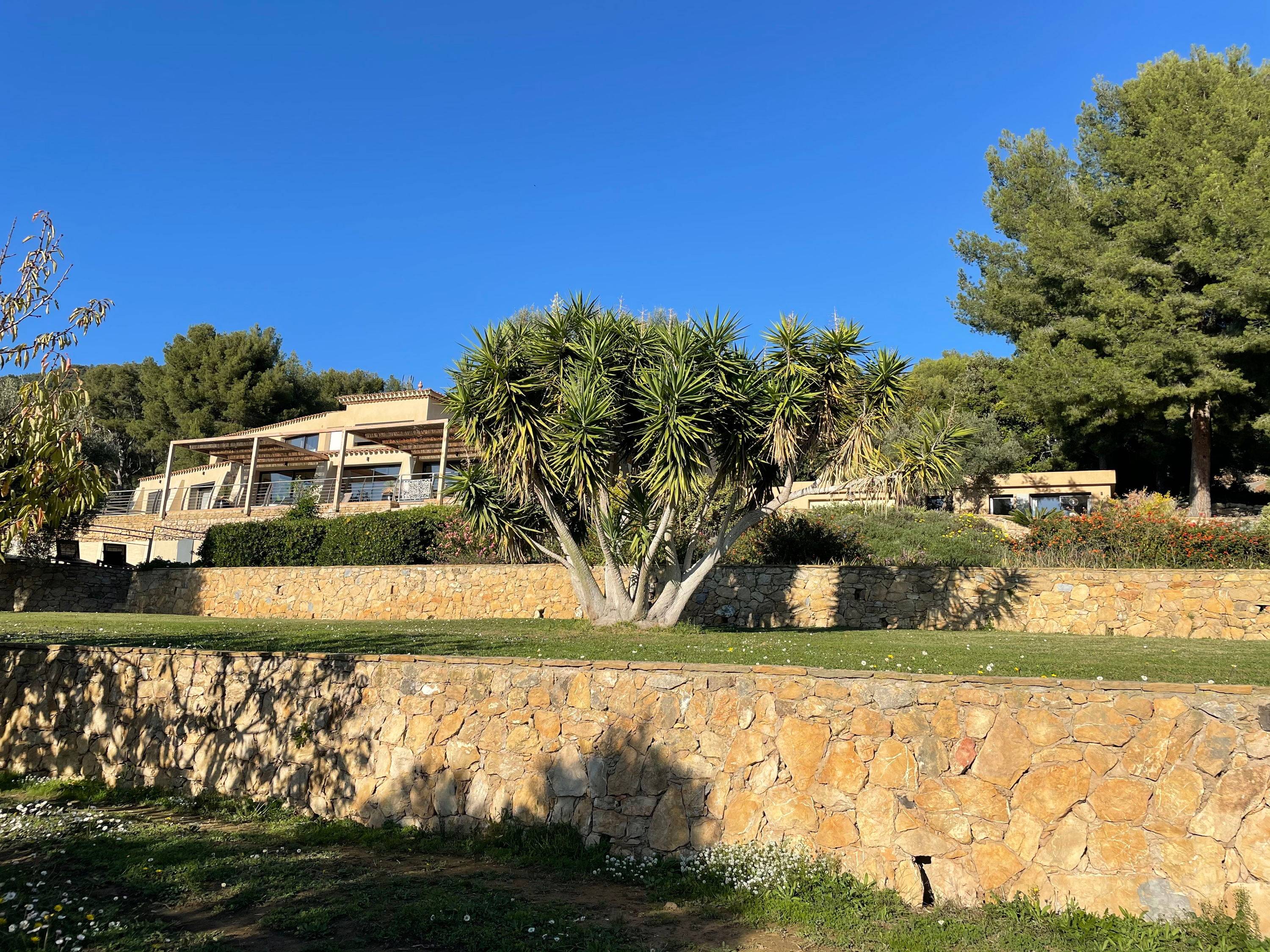 Loue maison vue mer sur 7 000m² à Sanary-sur-Mer - 14 couchages