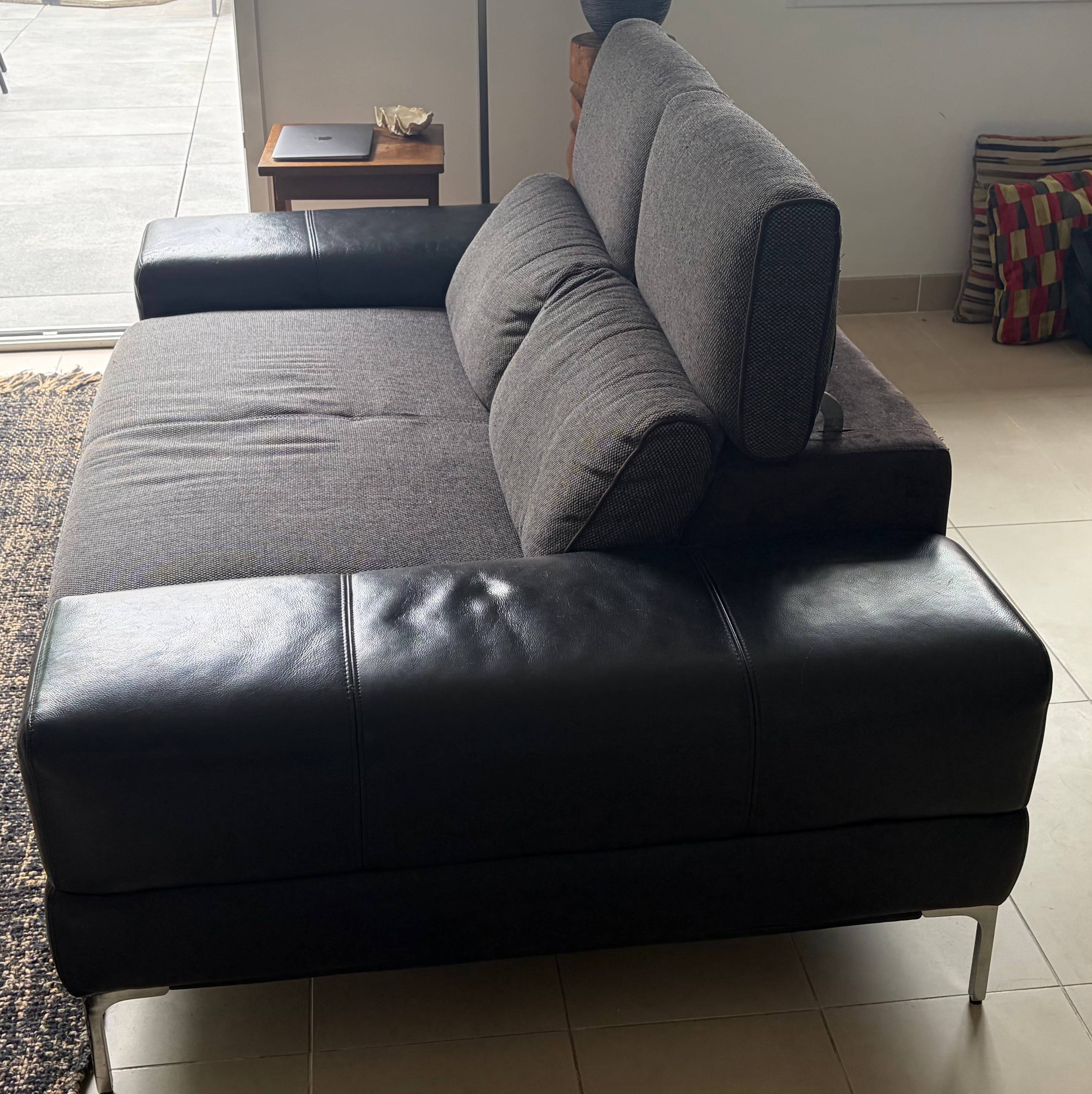 Vends lot de 2 canapés Crozatier gris/noir