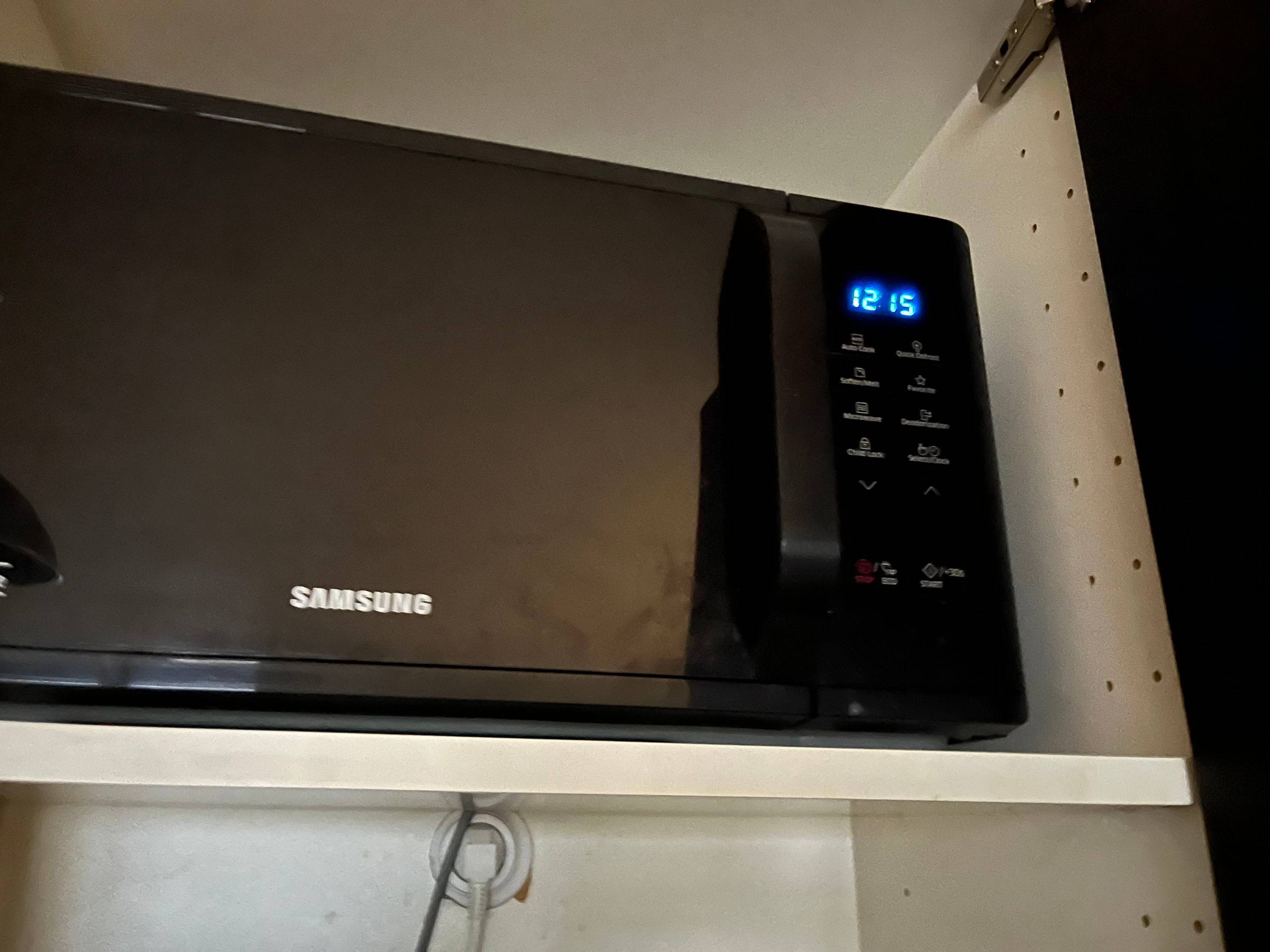 Vends micro-ondes noir Samsung