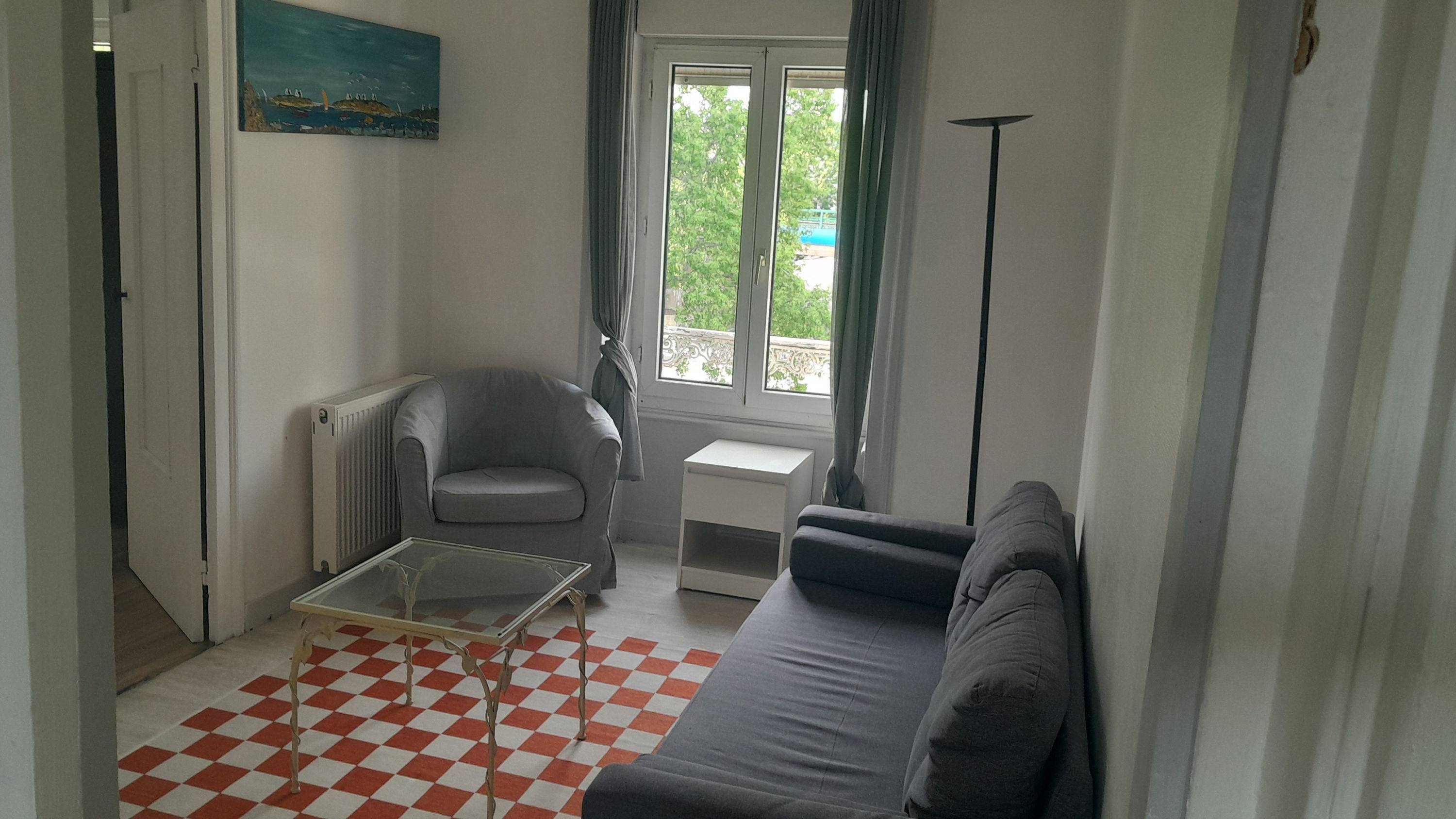 Loue appartement 60m² T3 meublé, 2 chambres Vannes gare sud