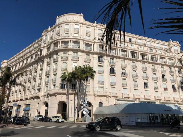 Loue appartement à Cannes Croisette 2 couchages