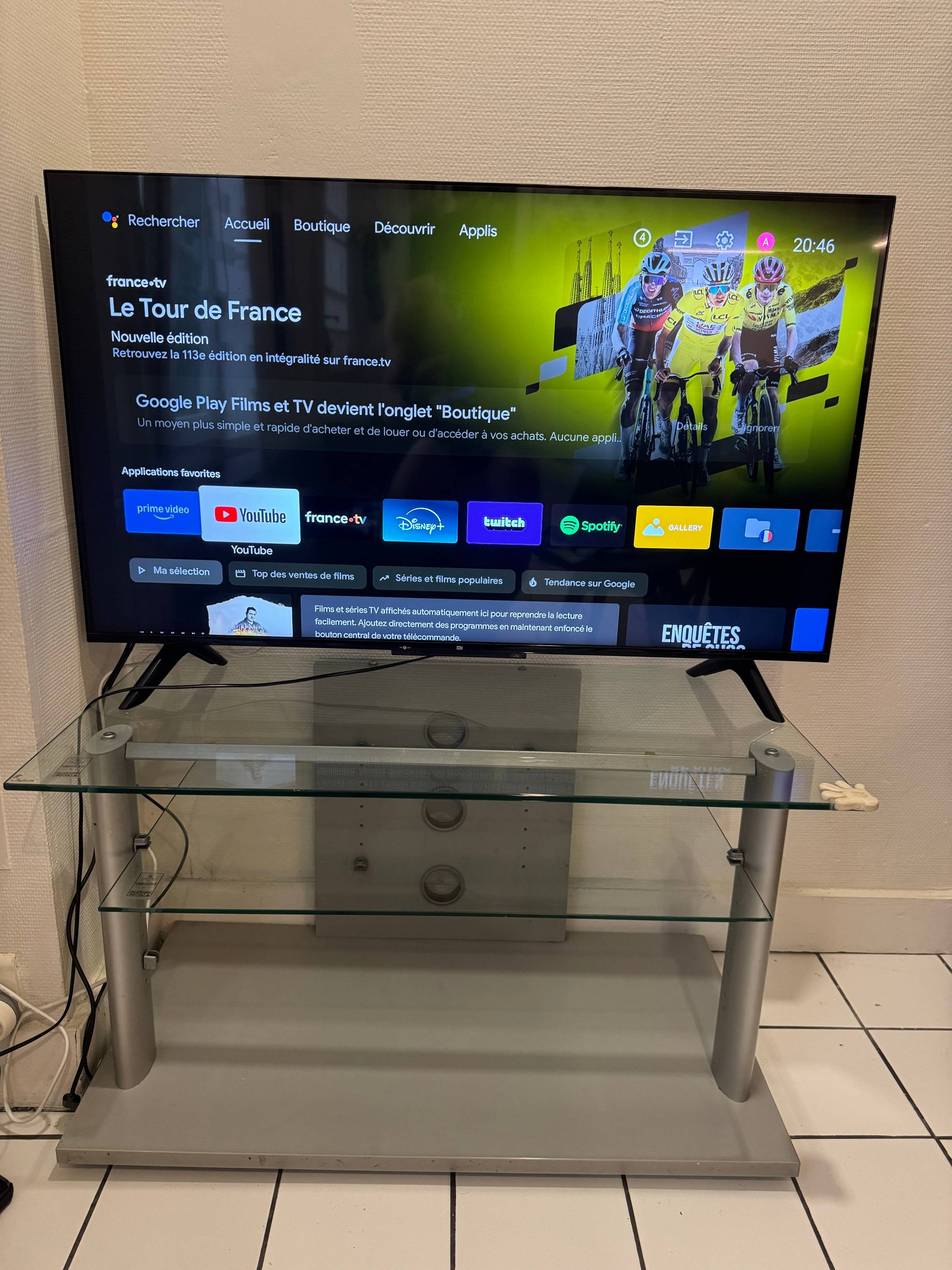TV Xiaomi Mi LED 43” (109cm) + meuble TV en verre