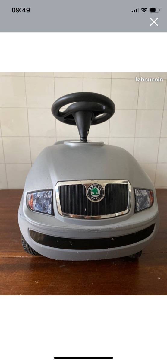 Vends voiture pour enfant