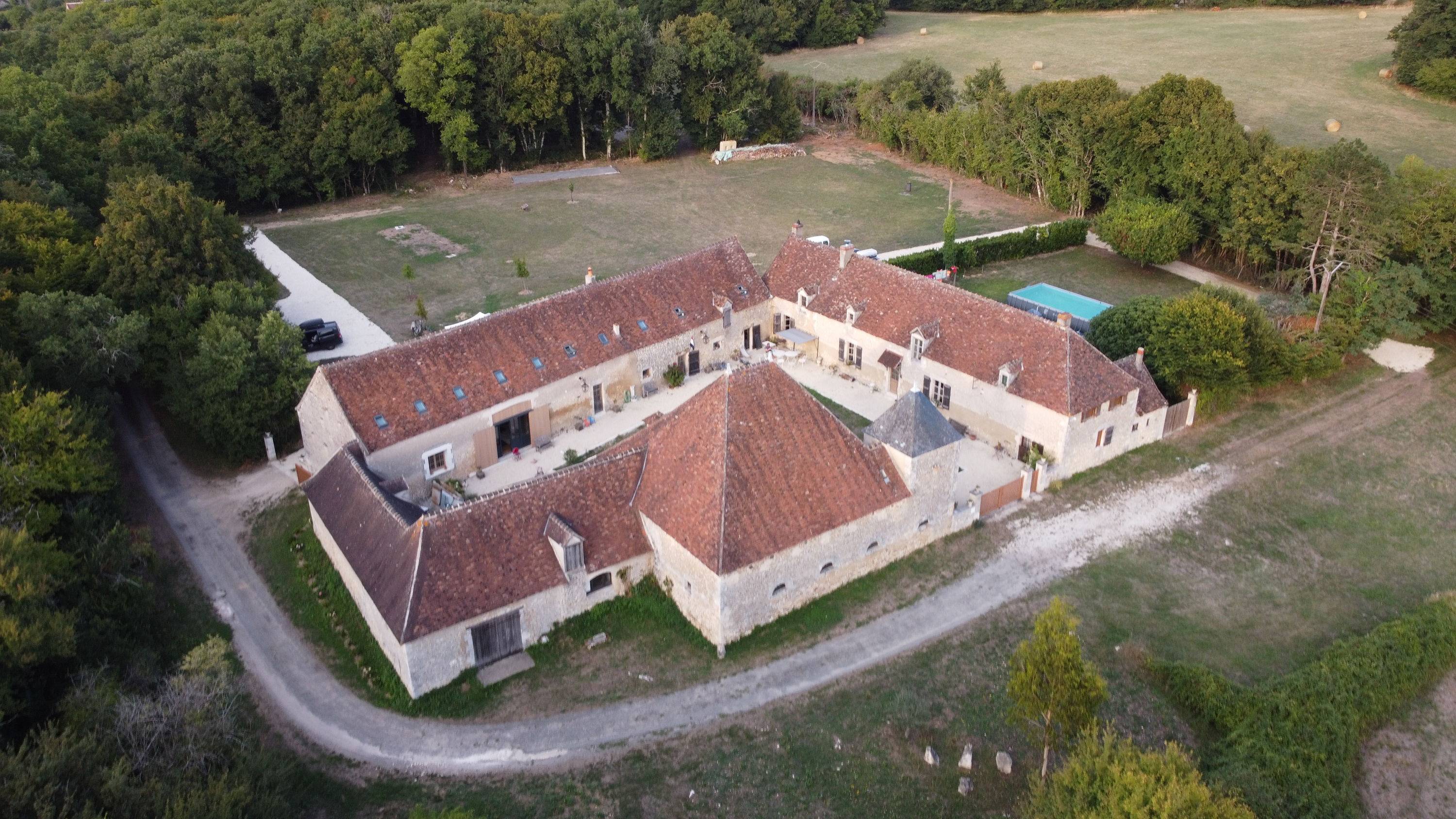 Loue gîte proche de l’abbaye de Fontgombault