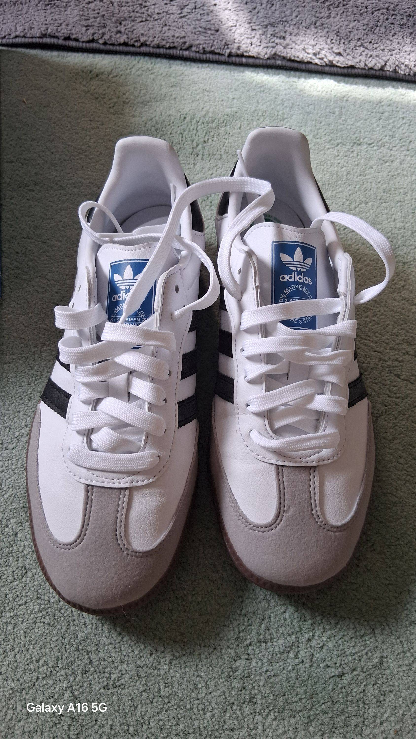 Vends Adidas Samba 38