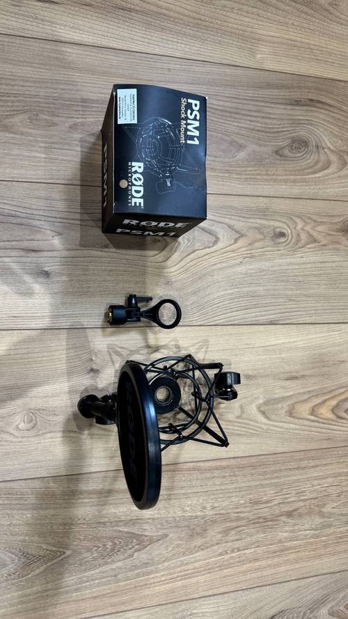 Vends RØDE PSM1 shock mount + filtre anti-pop RØDE en bonus, comme neuf, boîte d’origine