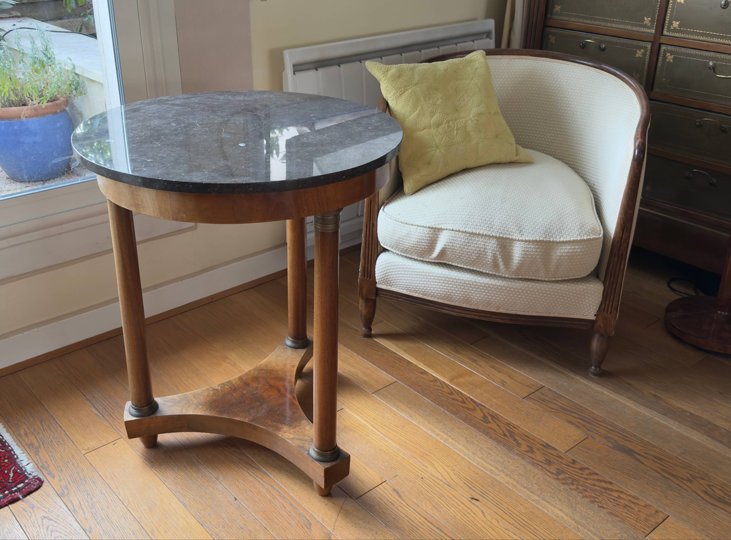 Vends guéridon art déco en bois et marbre noir