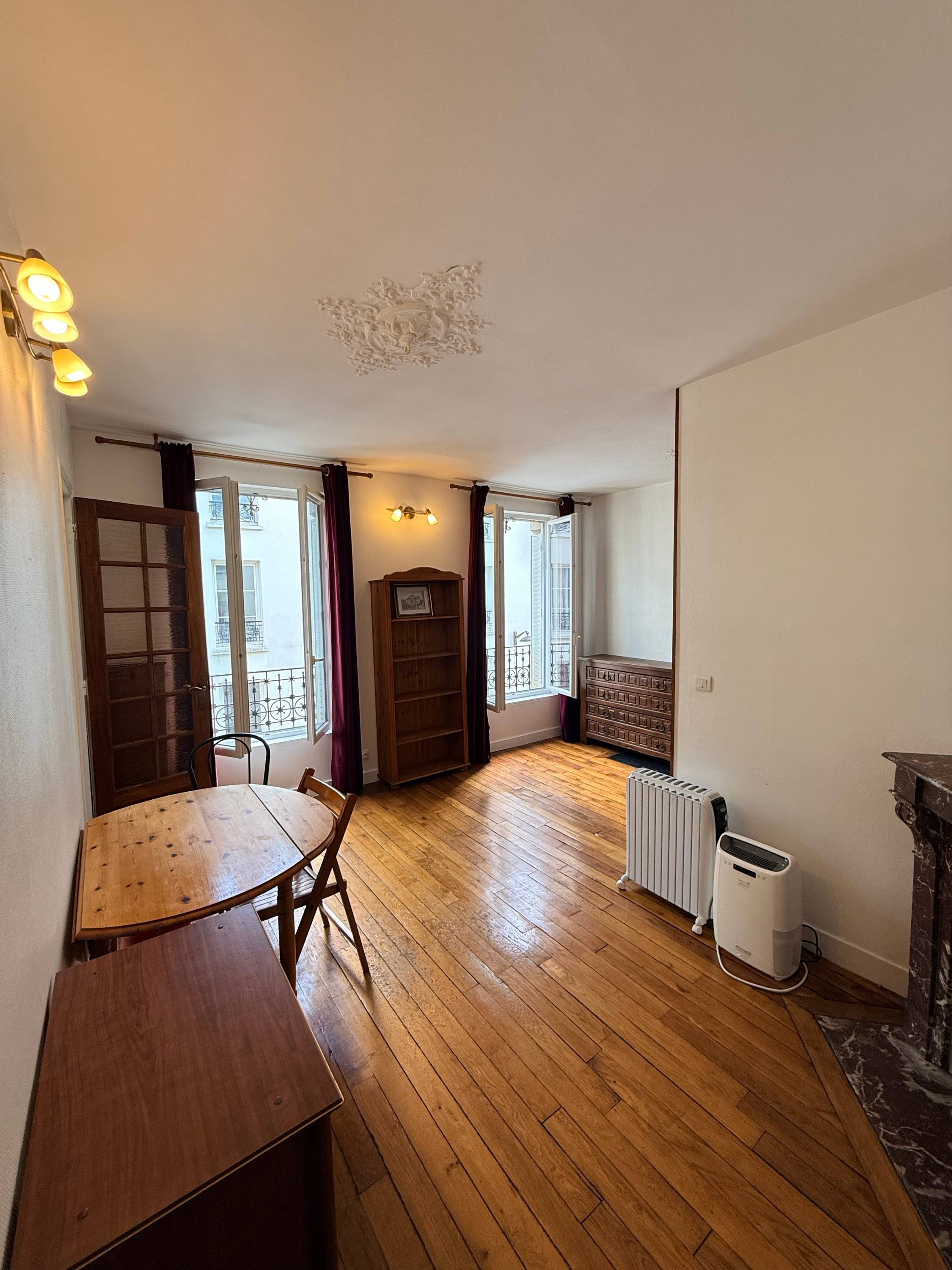 Loue studio 26m² Paris 15ème métros Boucicaut/Charles Michels