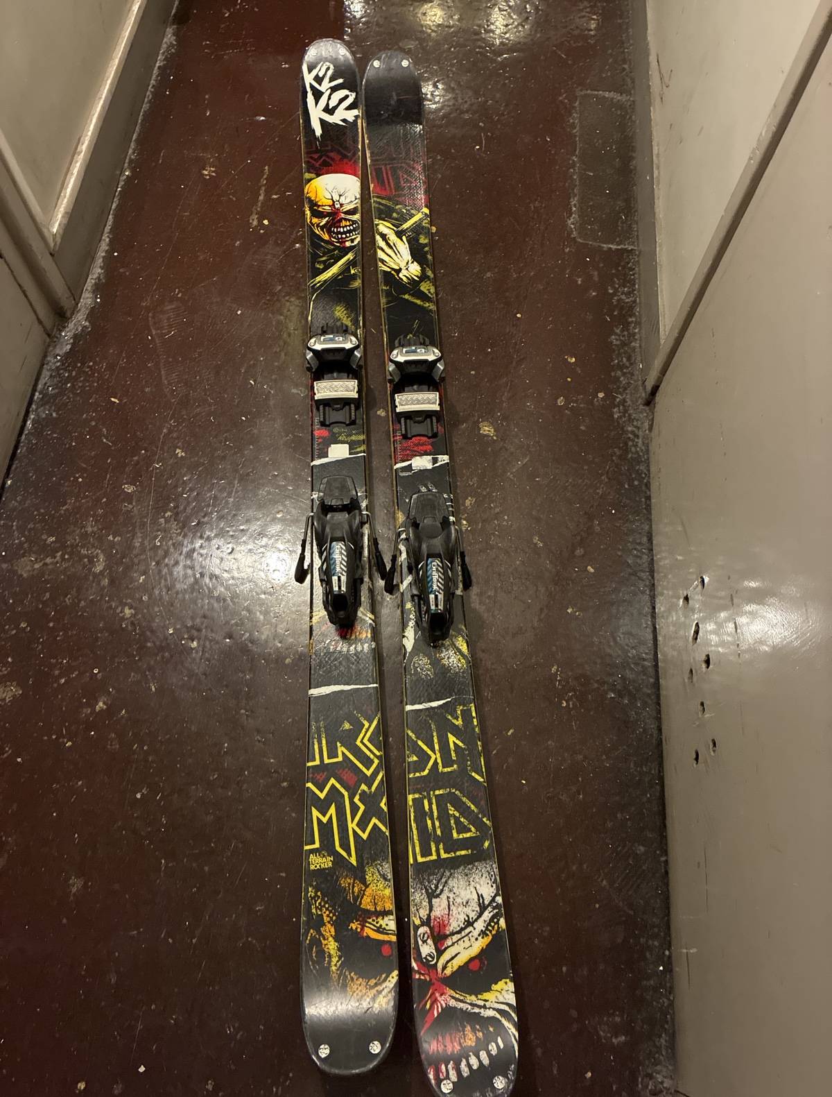 Vends ski de piste K2 177 cm