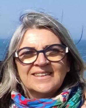 Dame de compagnie propose services à domicile