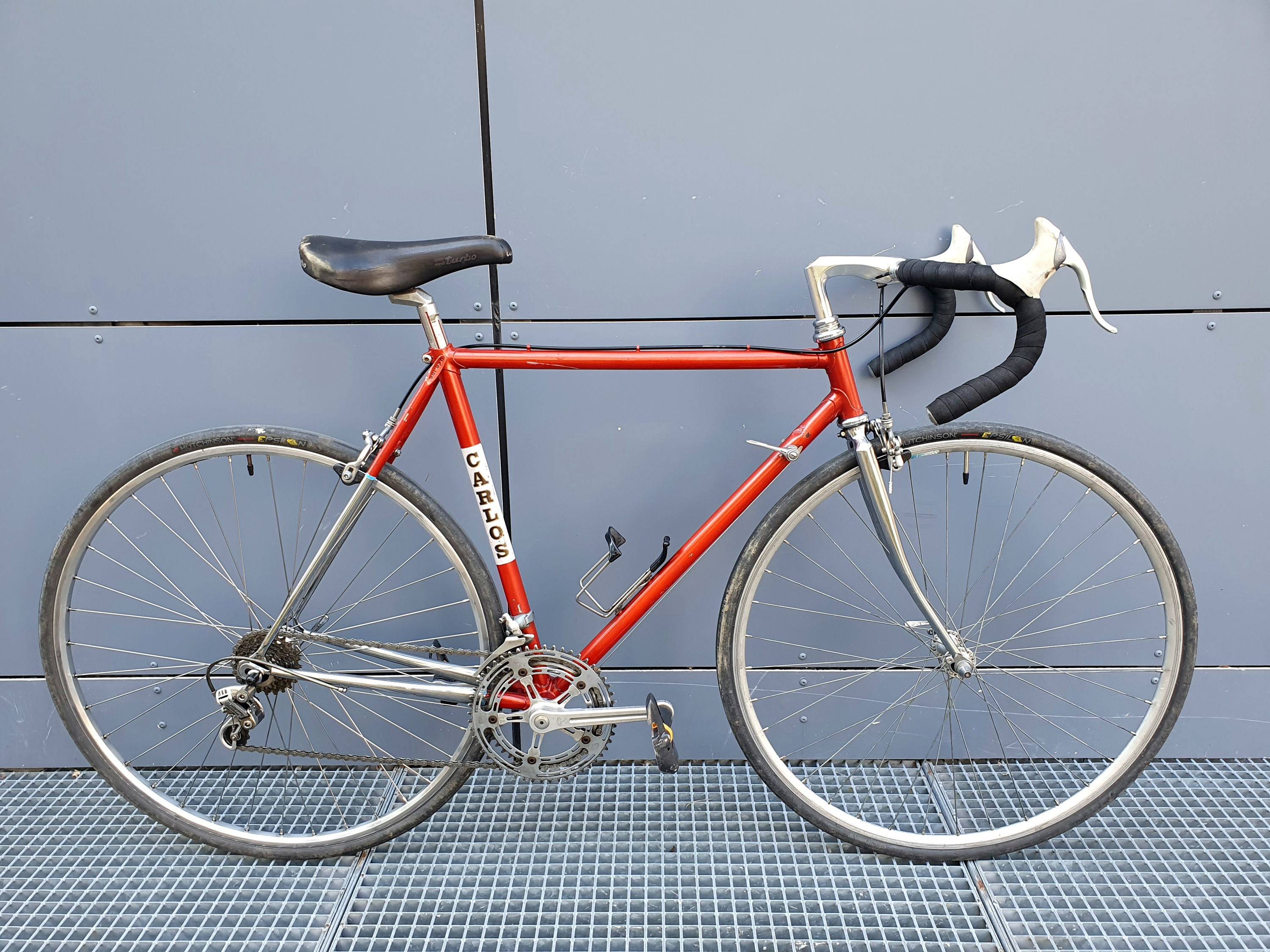 Vends vélo de course rénové d’artisan Carlos, pneus neufs, cadre acier Cr-Mo taille S pour 1,65m à 1,75m