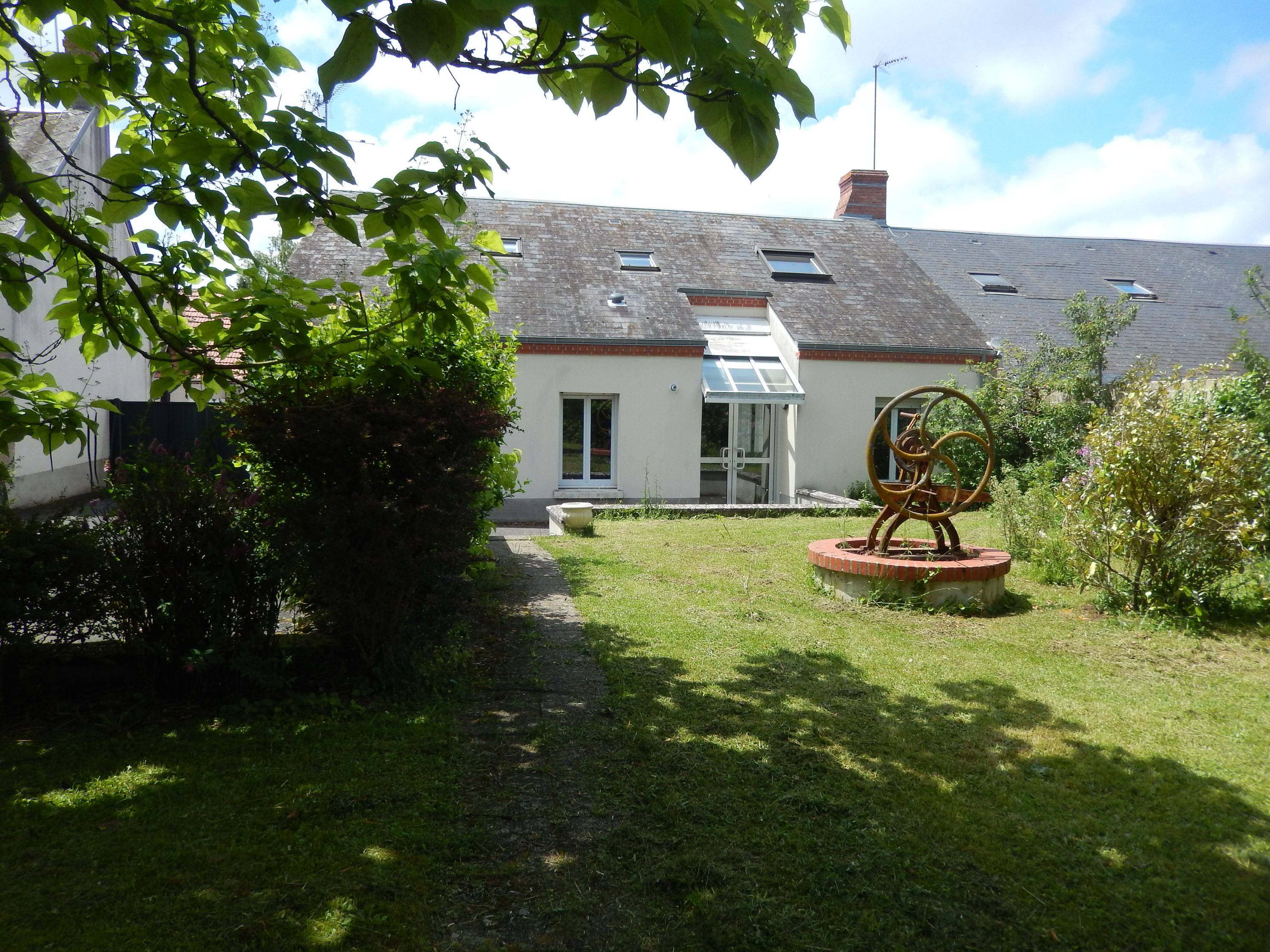 Vends appartement entièrement rénové - 86m² - Coeur Saint Cyr en Val