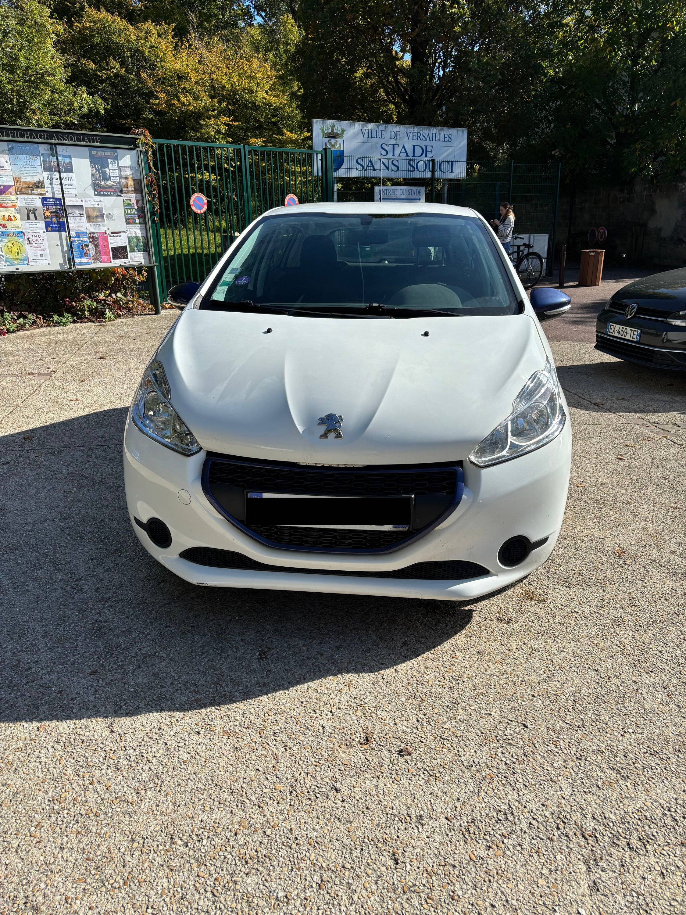 Vends 208 Like, 2014, 98000km