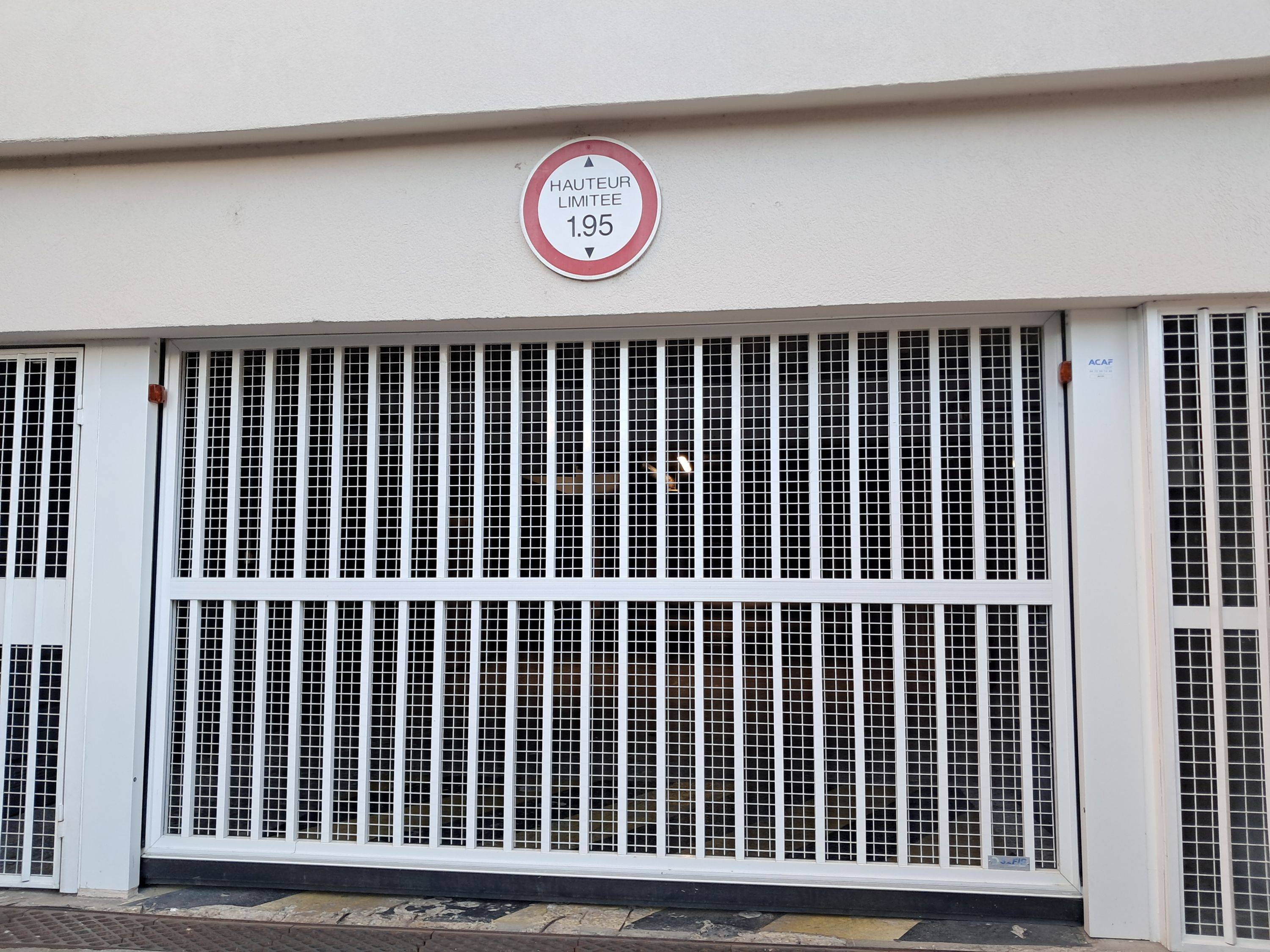 Vends parking - 22m²