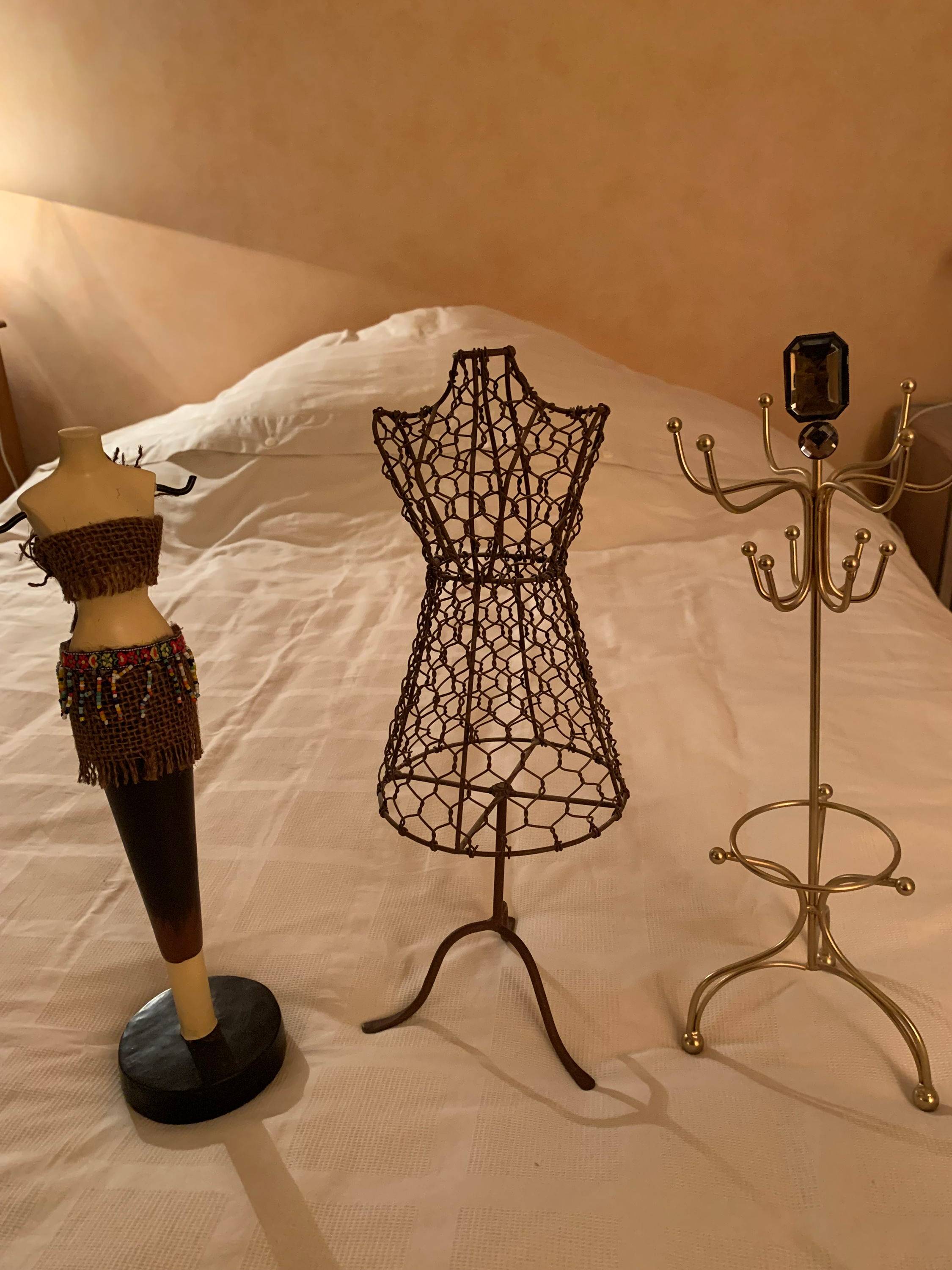 Vends porte bijoux