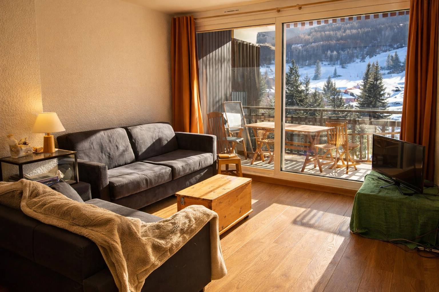 Loue appartements et studios à Serre Chevalier - La Salle-les-Alpes - 6 couchages