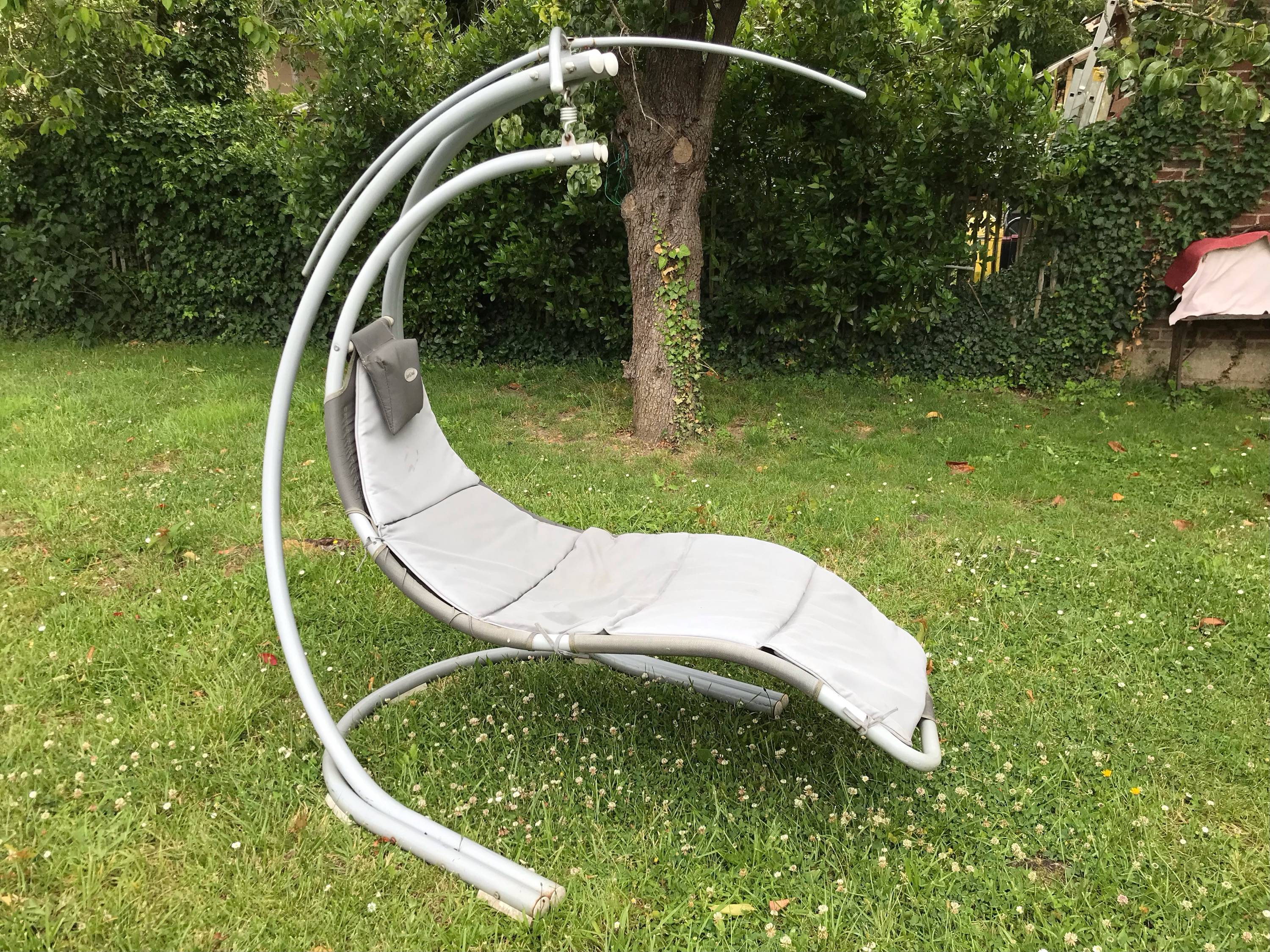 Vends bain de soleil suspendu