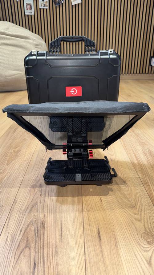 Vends Proaim P-TP300 — téléprompteur universel tablette/DSLR avec valise de transport, bon état
