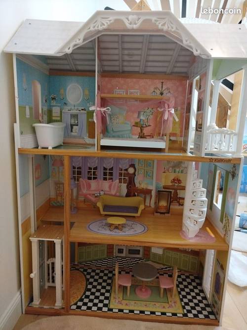 Vends maison de poupées/Barbies KidKraft