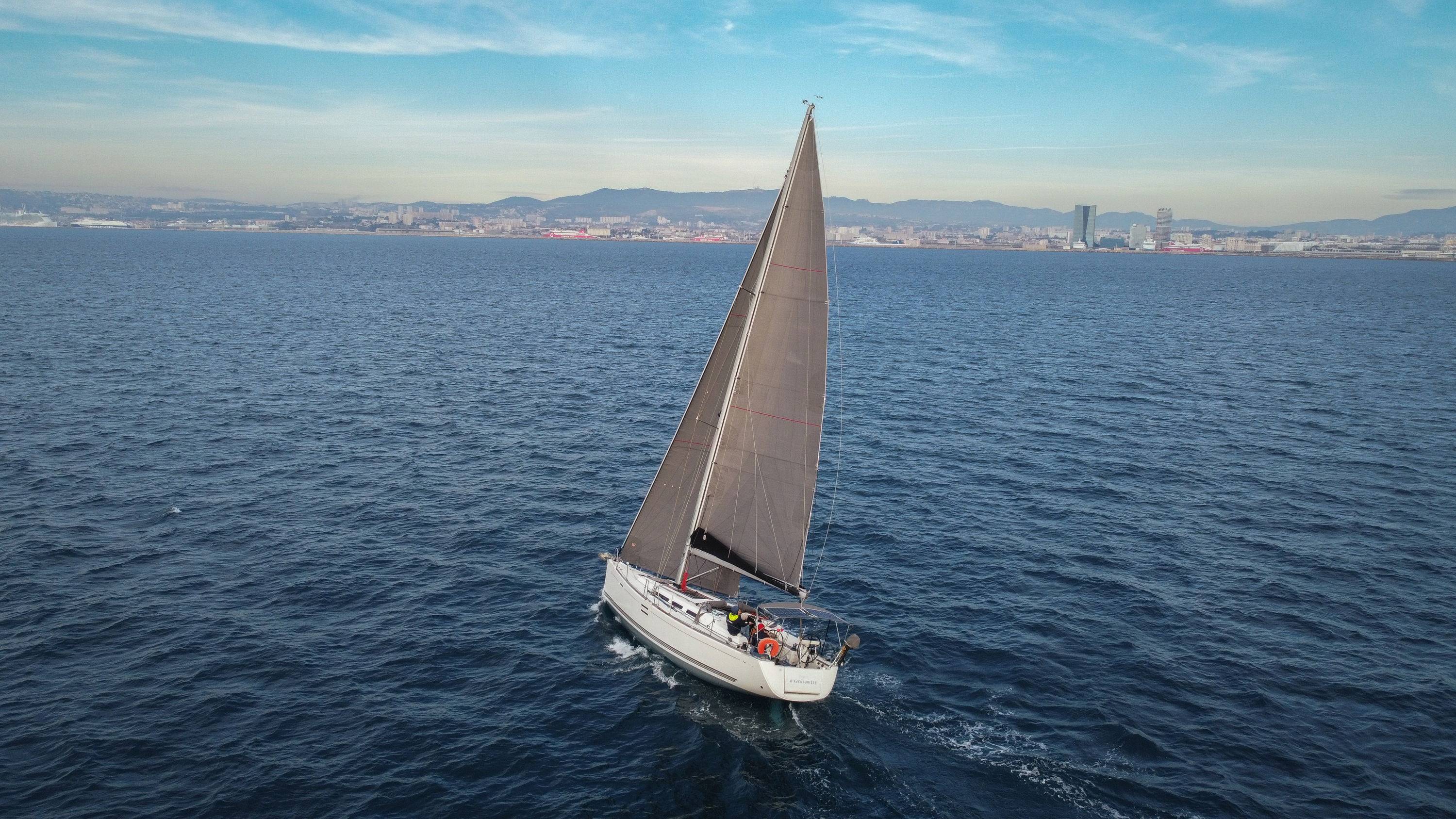 Superbe voilier Dufour 40E Performance à la location