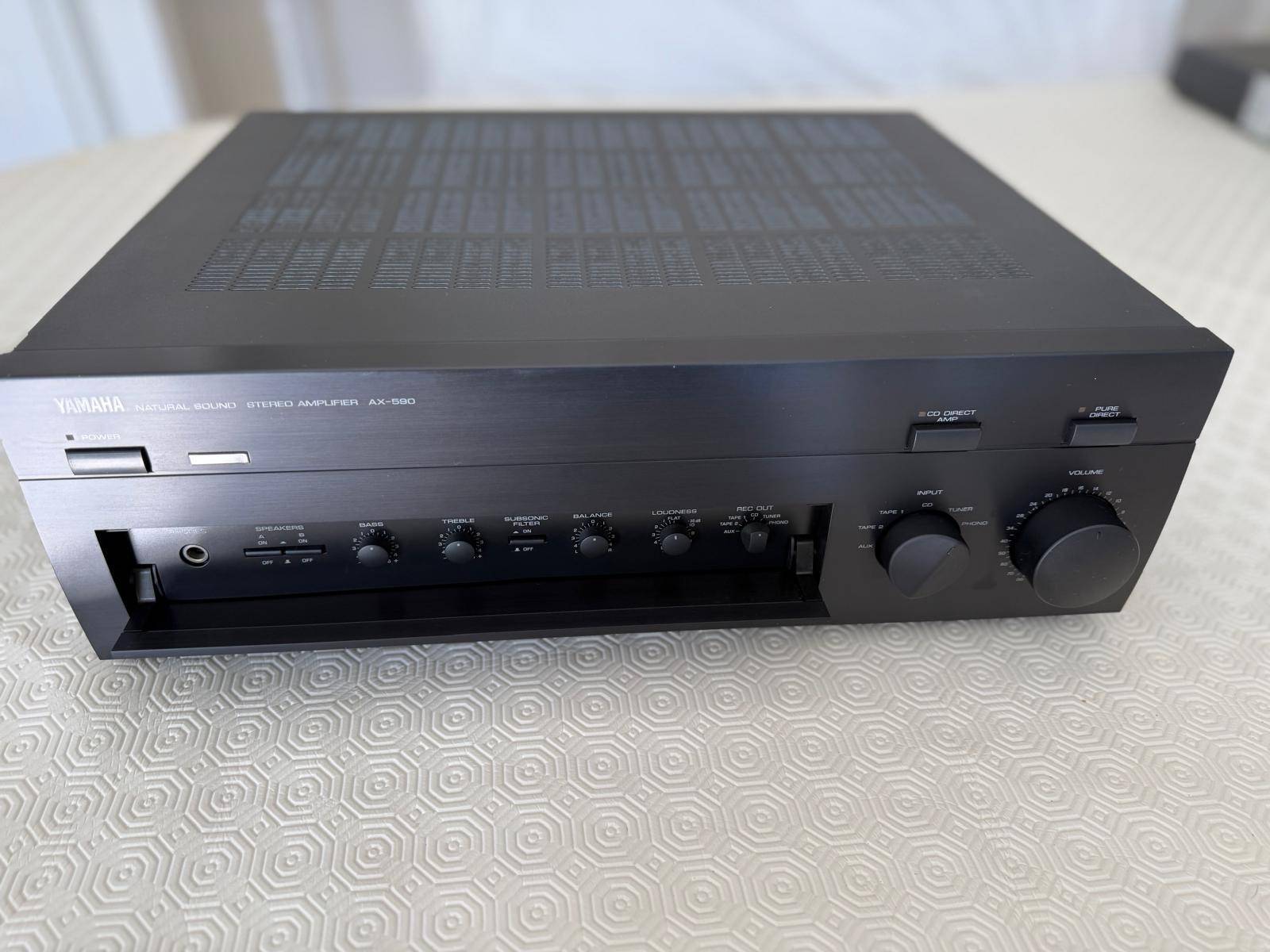 Vends amplificateur hi-fi Yamaha AX-590, très bon état