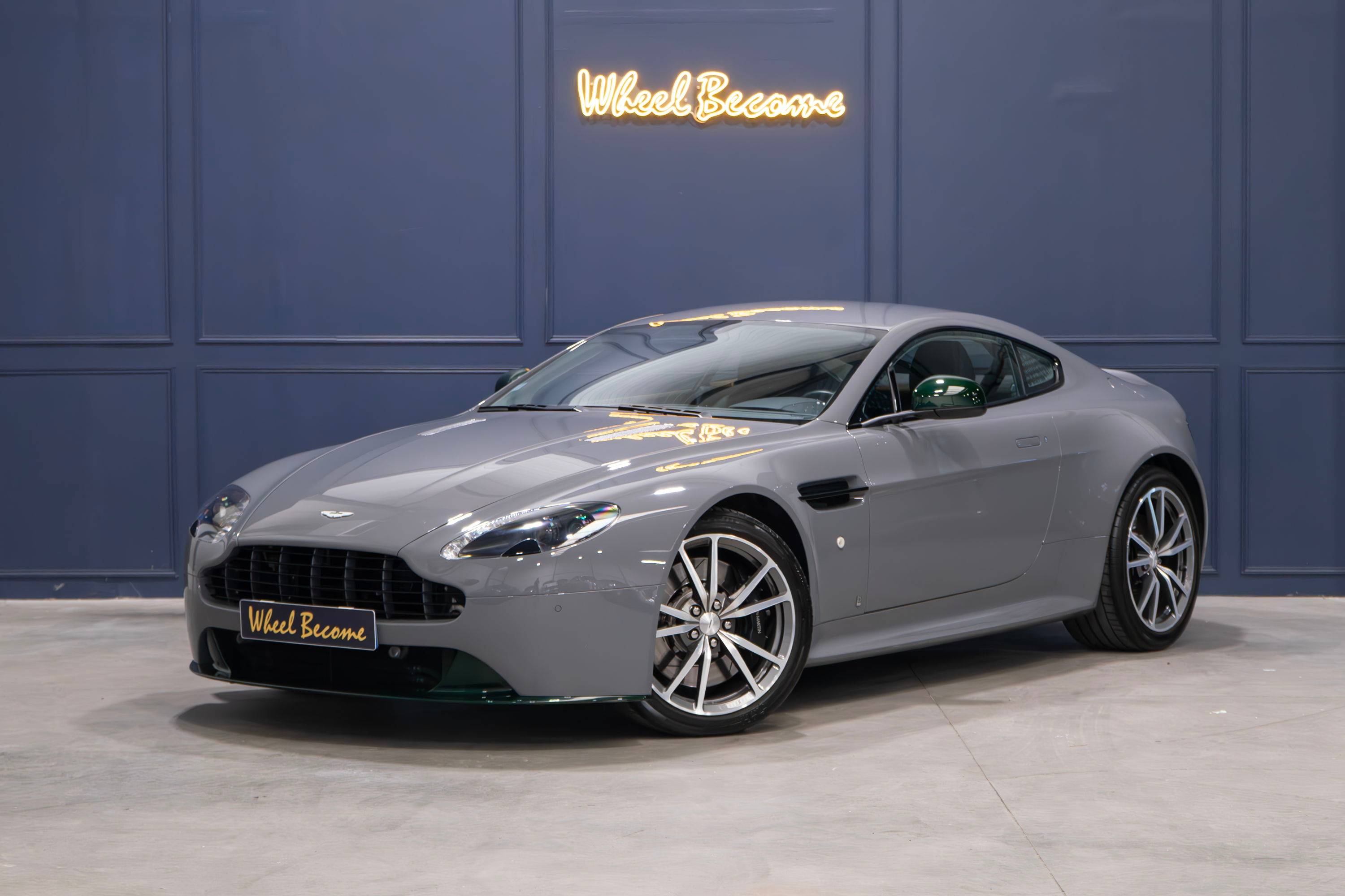 Vends Aston Martin V8 Vantage S Swedish Forest Edition, 2017, 18900km
