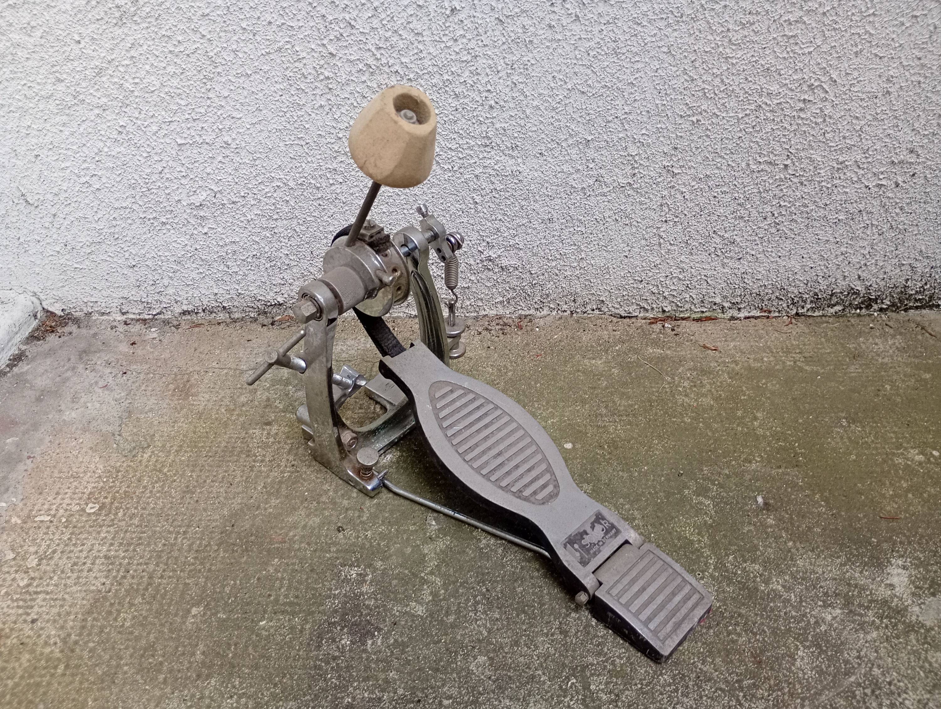 A Vendre pédale de grosse caisse SONOR