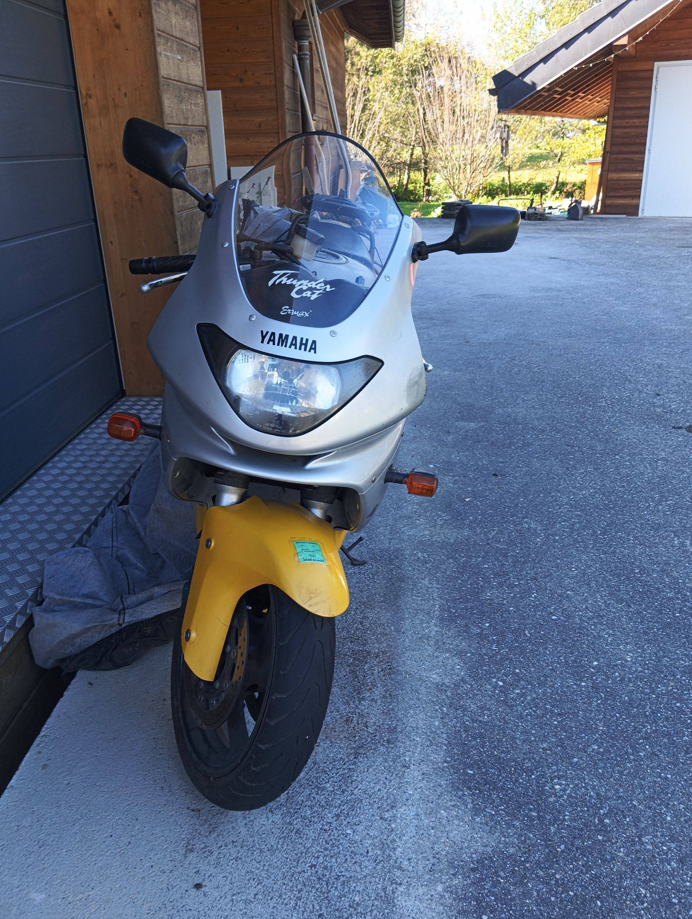 Vends Yamaha R6 Thundercat, 1997, 50280km on Gens de Confiance